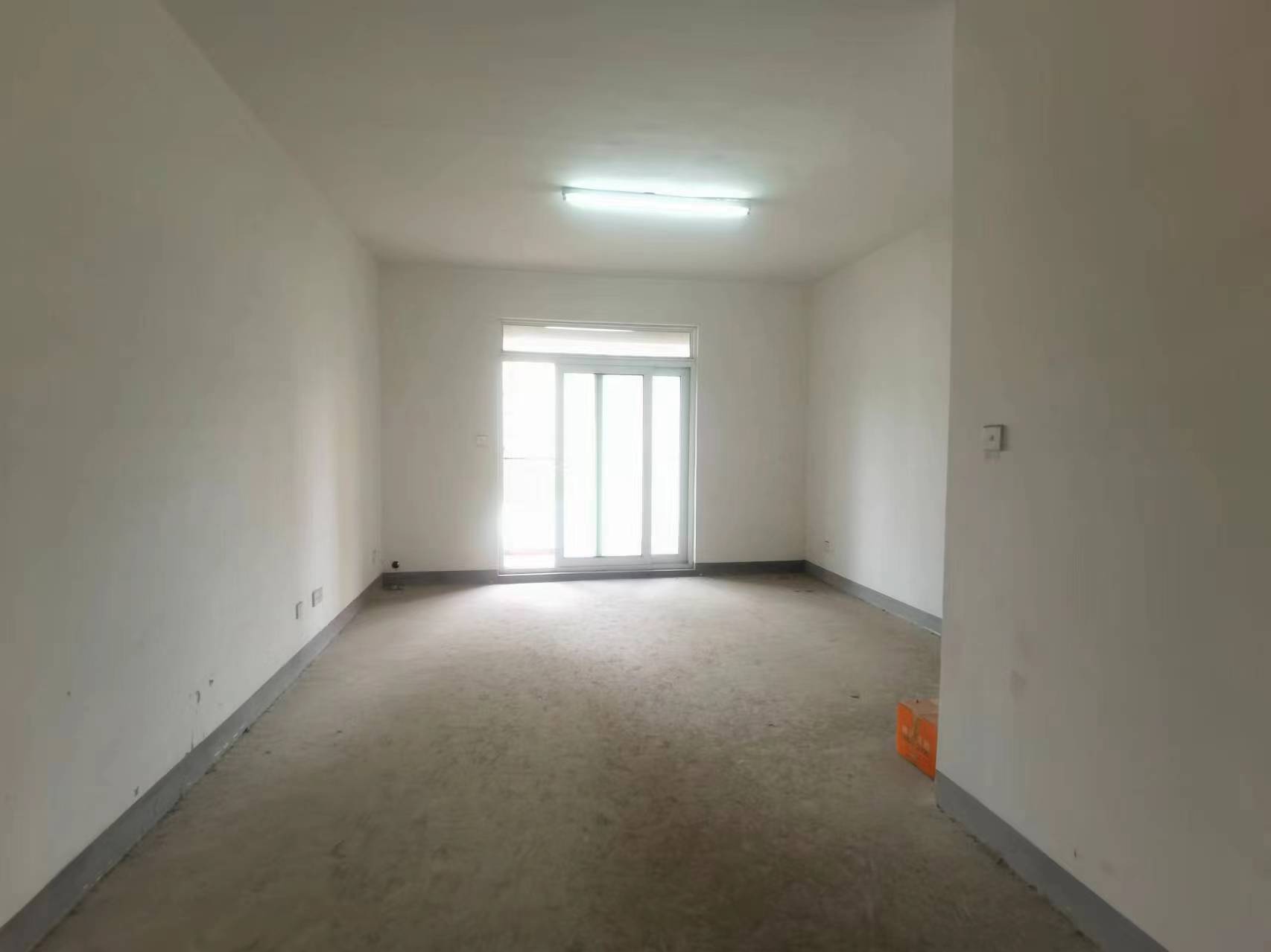 世茂公元 3室2厅3卫 174.42m&sup2;