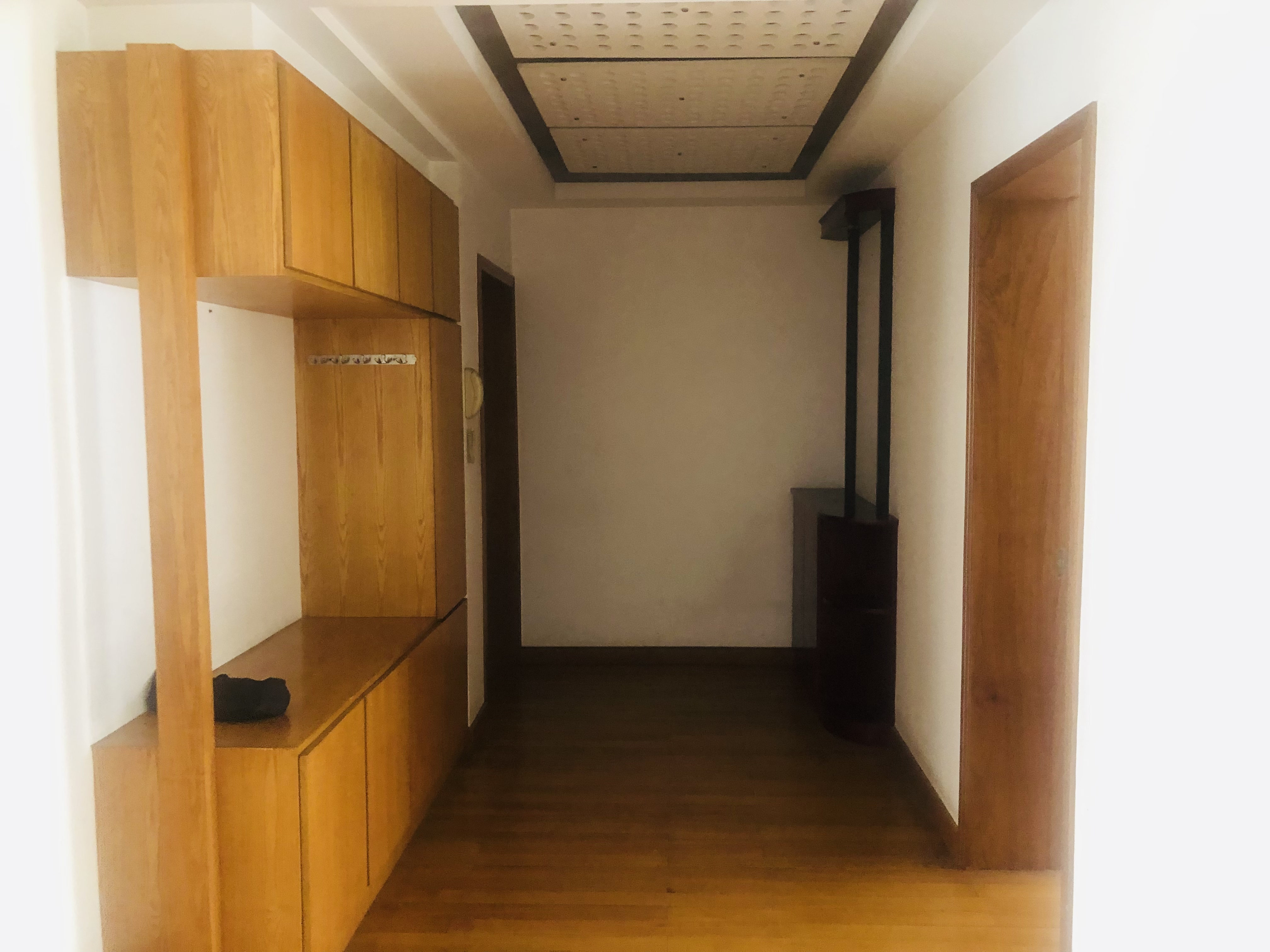 金龙花苑 3室2厅1卫 138m²