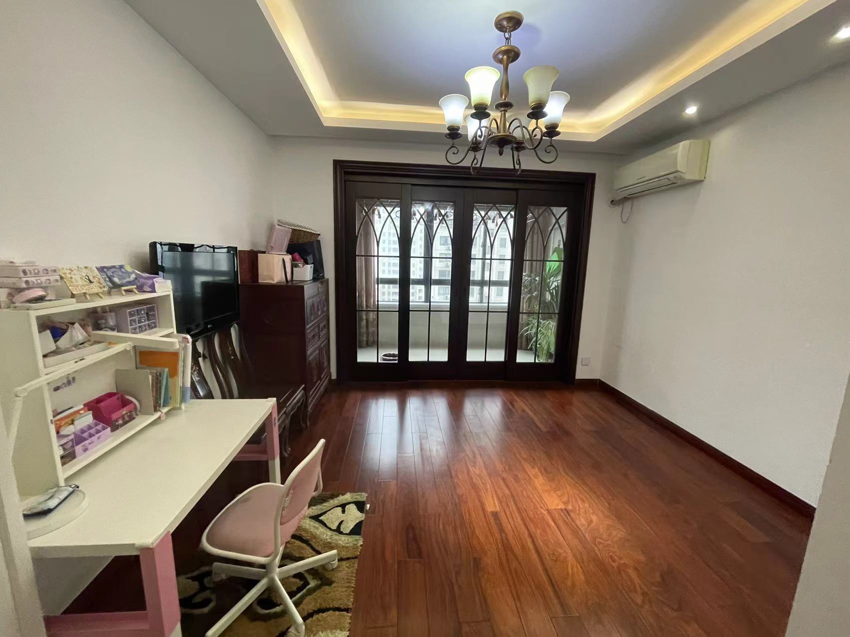 景华城 4室2厅2卫 99m&sup2;