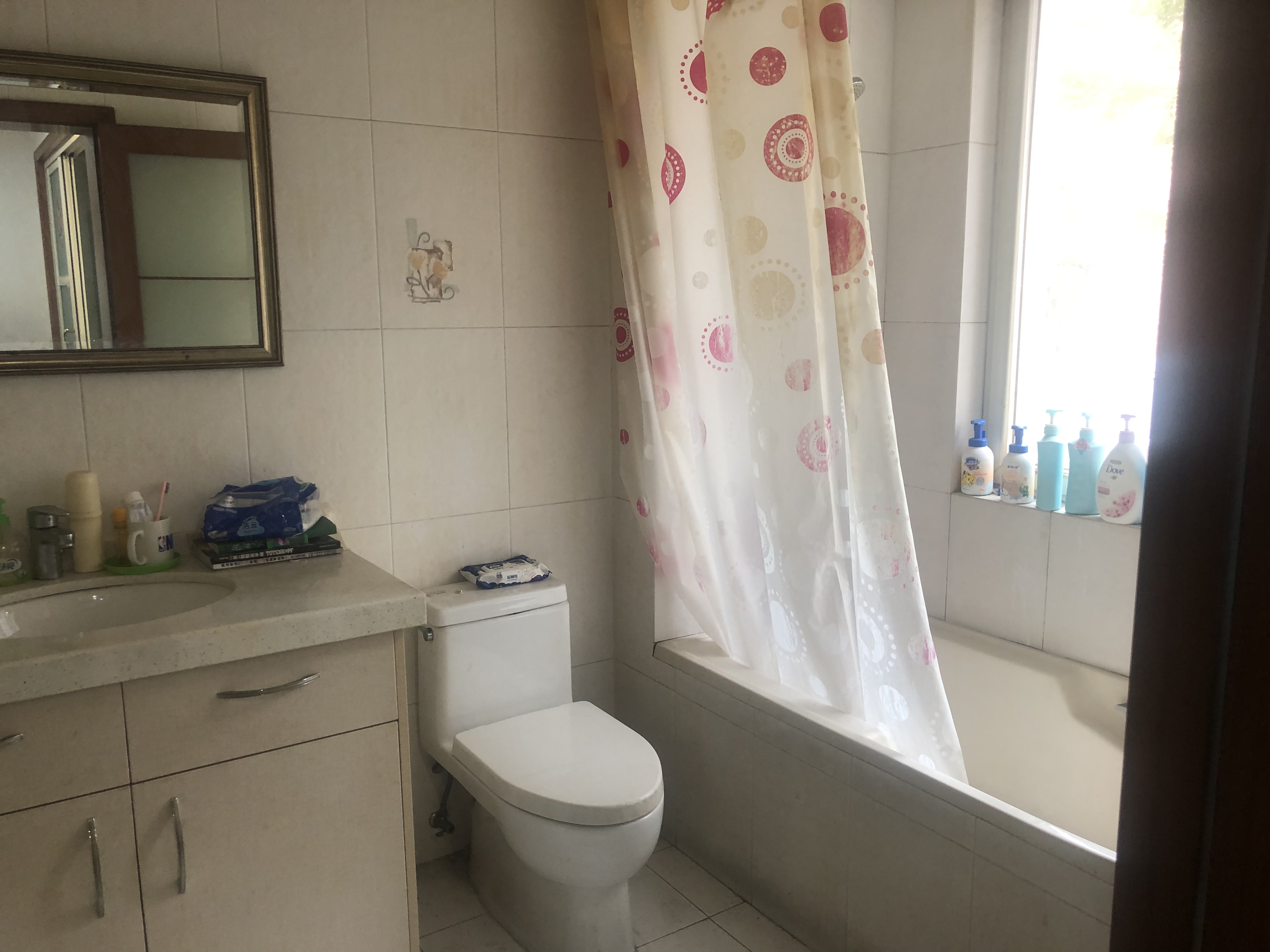 和兴花苑 4室2厅2卫 144.02m&sup2;