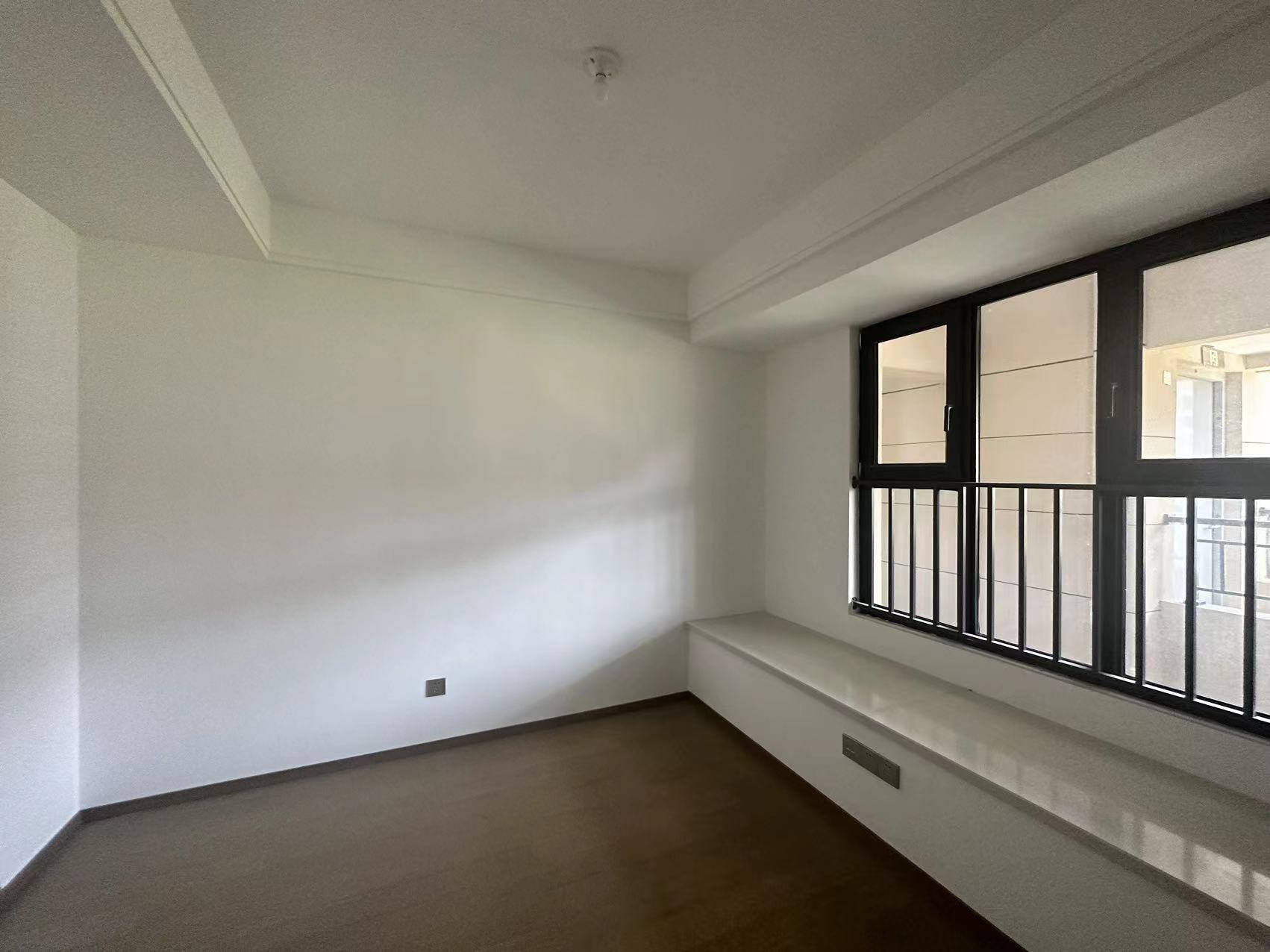 华禧铭苑 3室2厅1卫 102.00m&sup2;