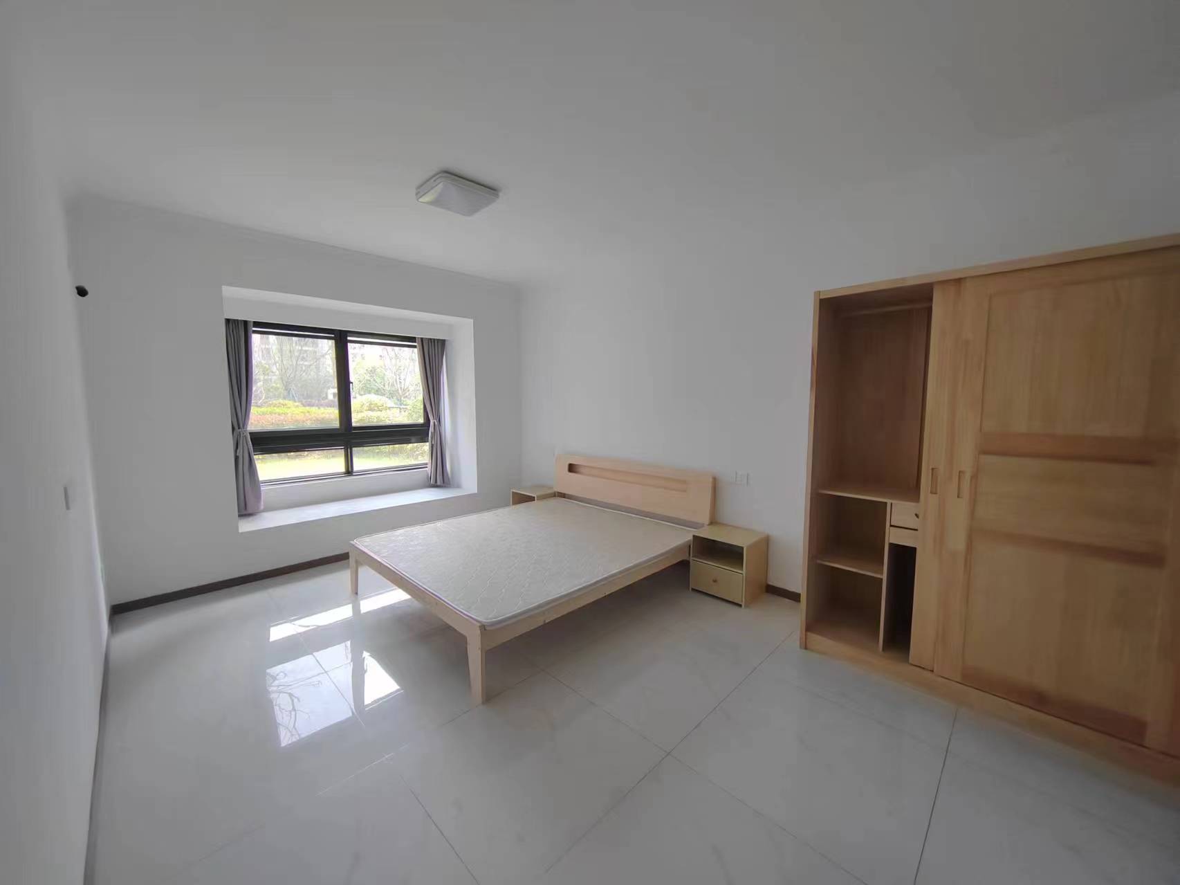 绿地江海图 3室2厅2卫 116m&sup2;
