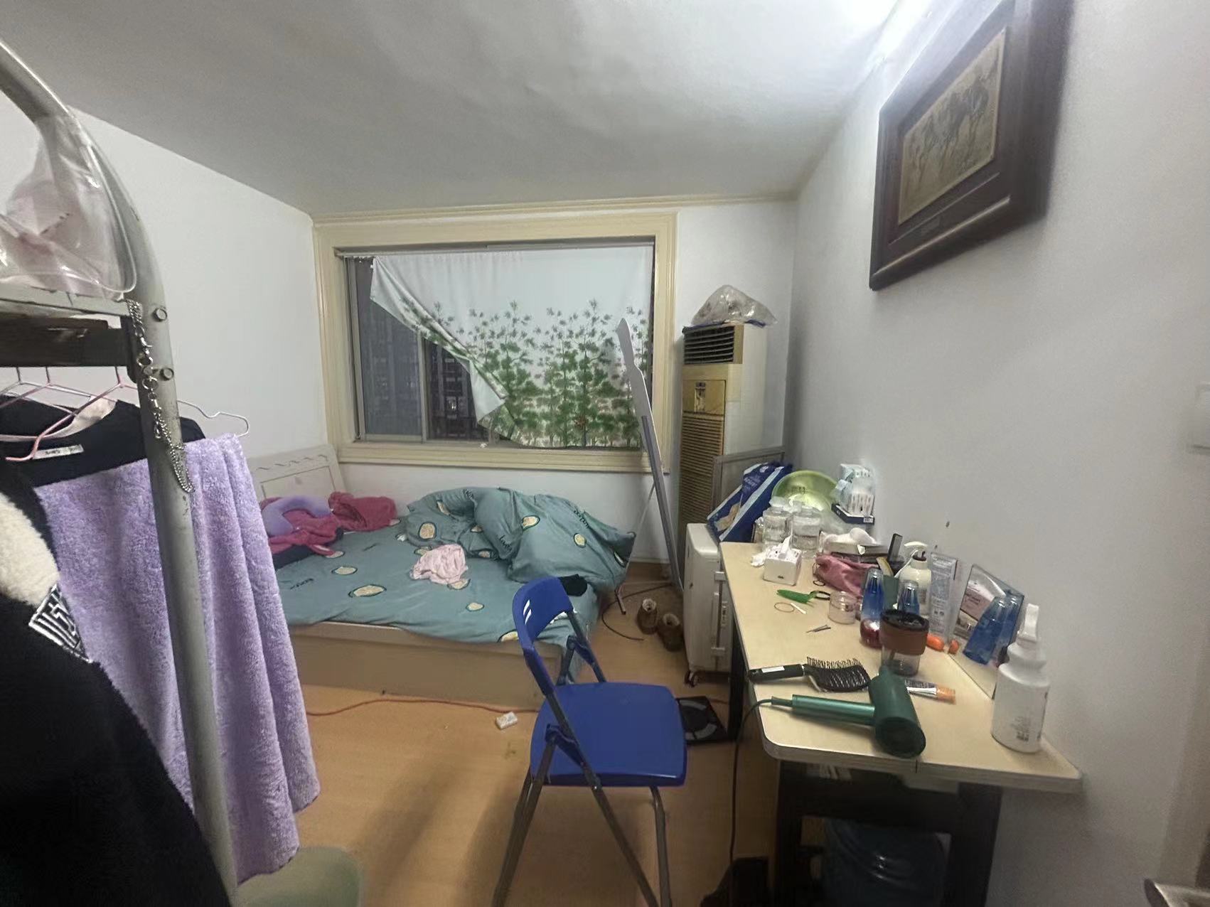 鸿运城市花苑 4室1厅1卫 97.00m&sup2;