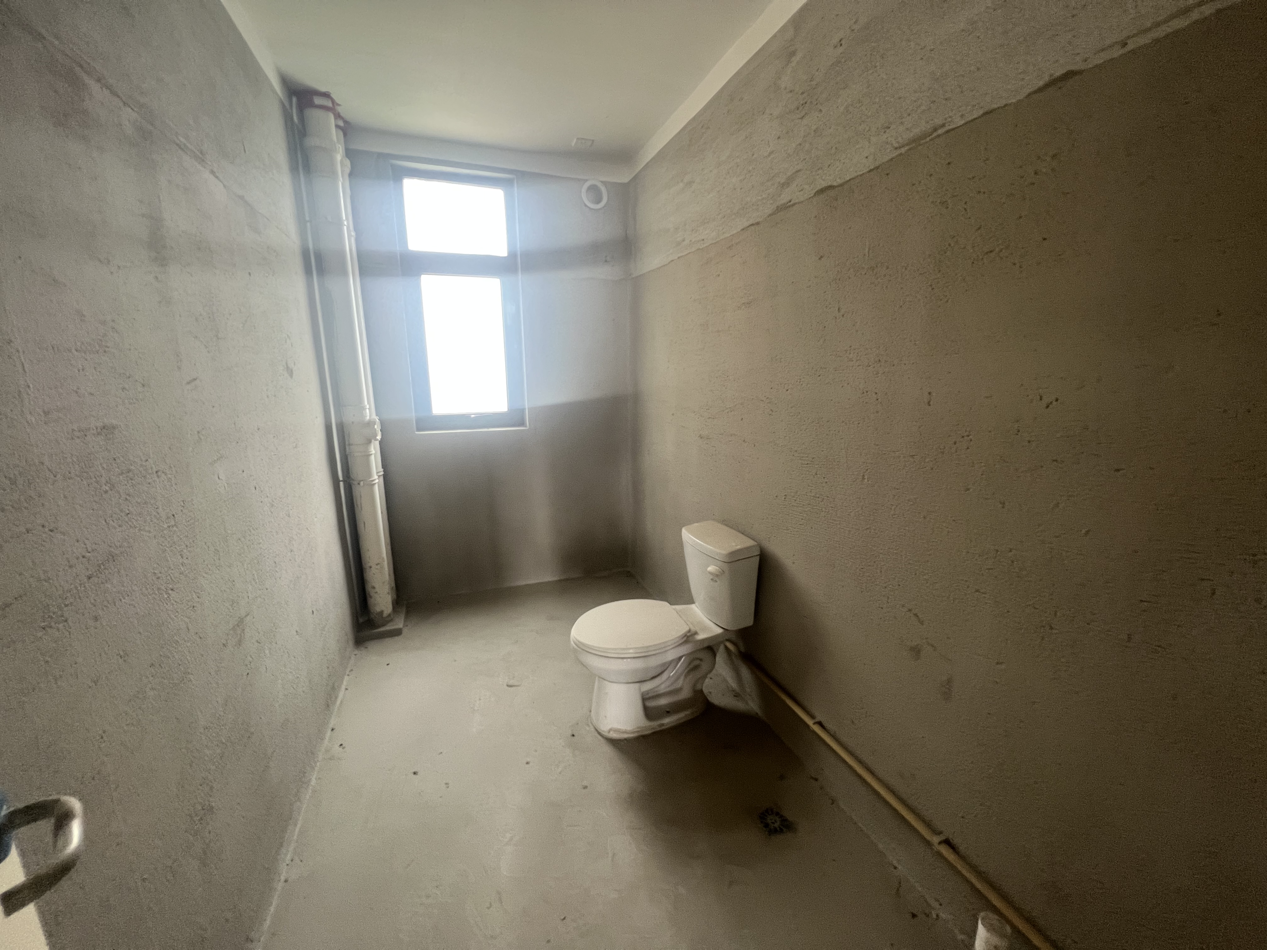 华强城 4室2厅2卫 158m&sup2;