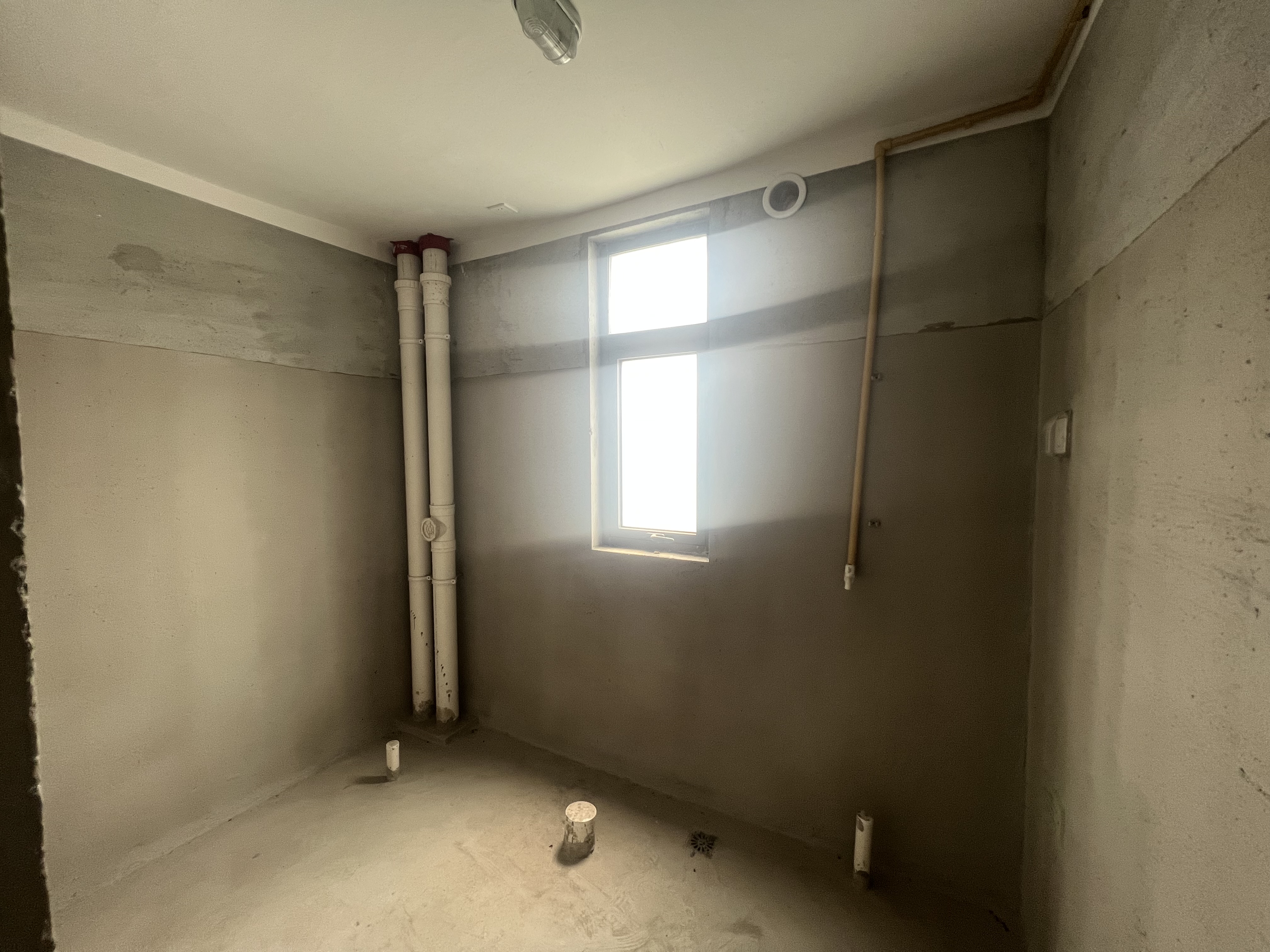 华强城 4室2厅2卫 158m&sup2;