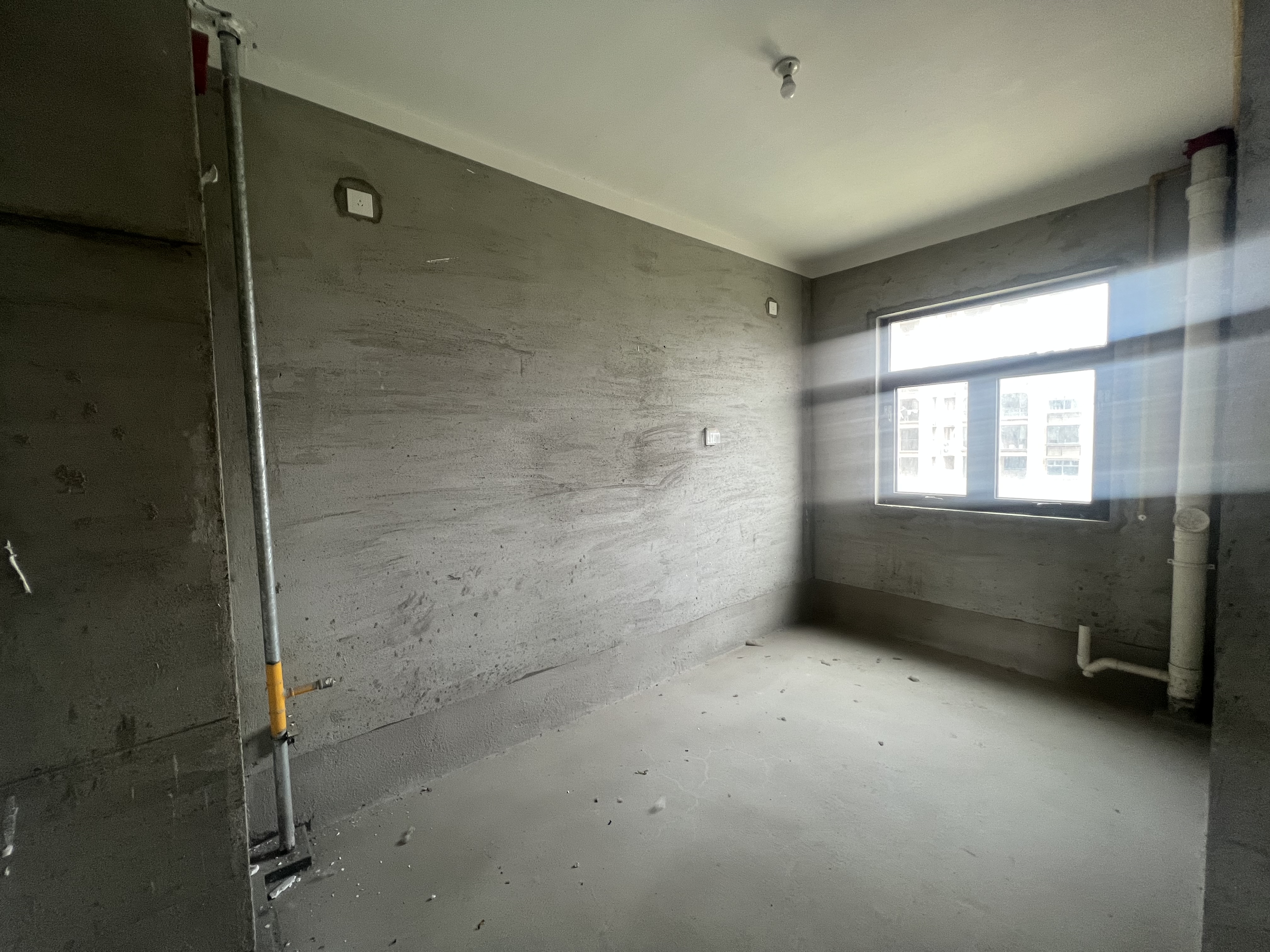 华强城 4室2厅2卫 158m&sup2;