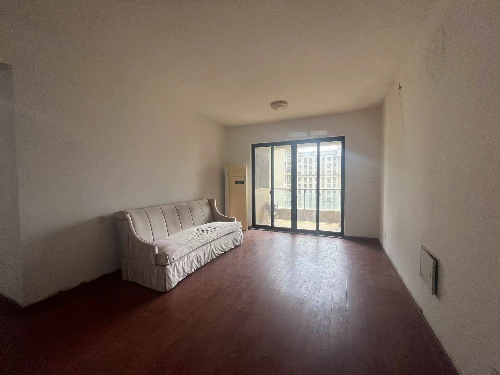 南通橡树湾 3室2厅2卫 128m&sup2;