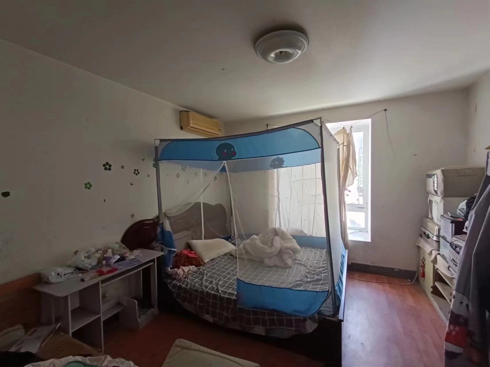 海港新村 2室2厅2卫 111.68m&sup2;