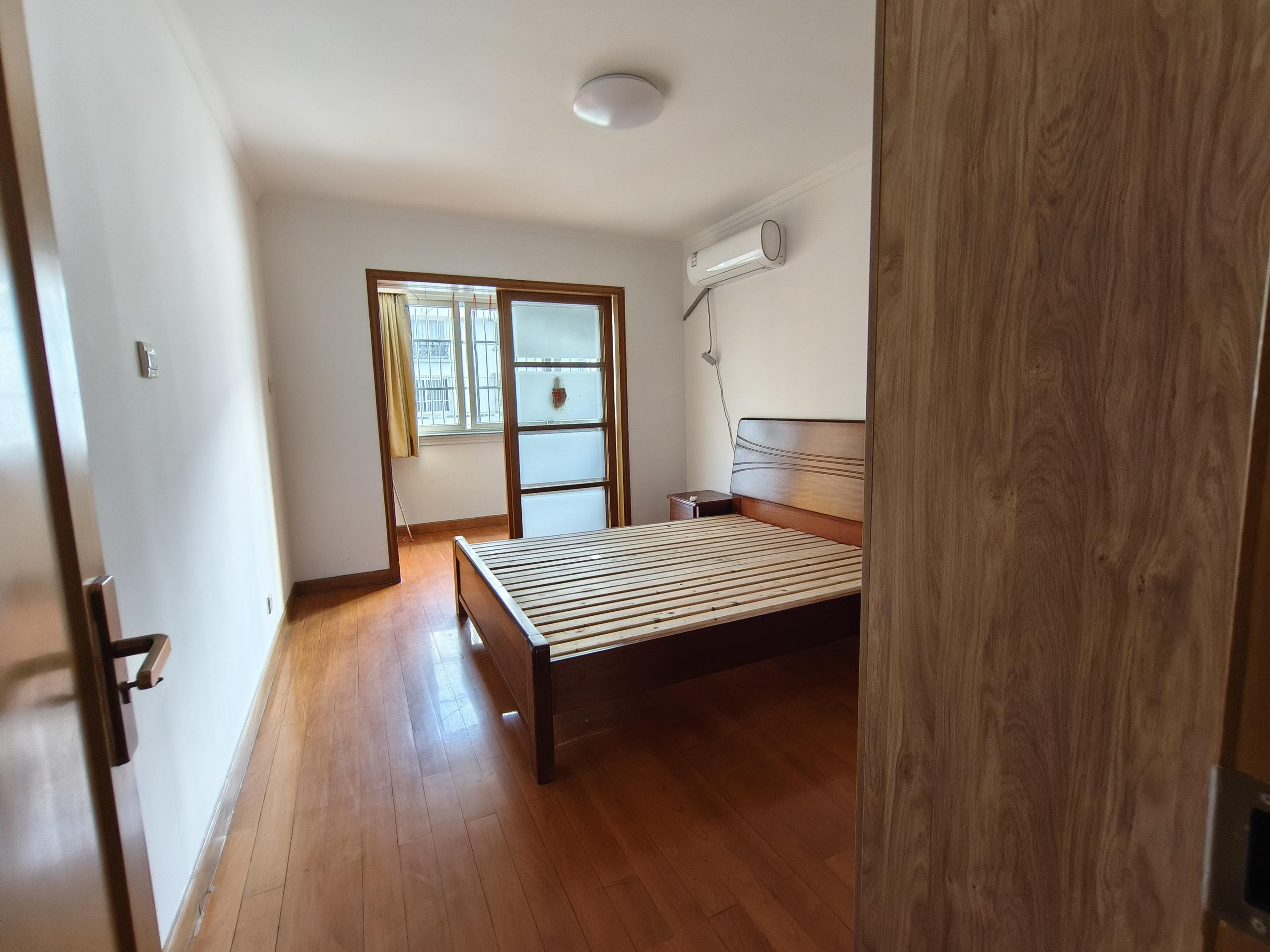 学田南苑 3室2厅1卫 125m&sup2;