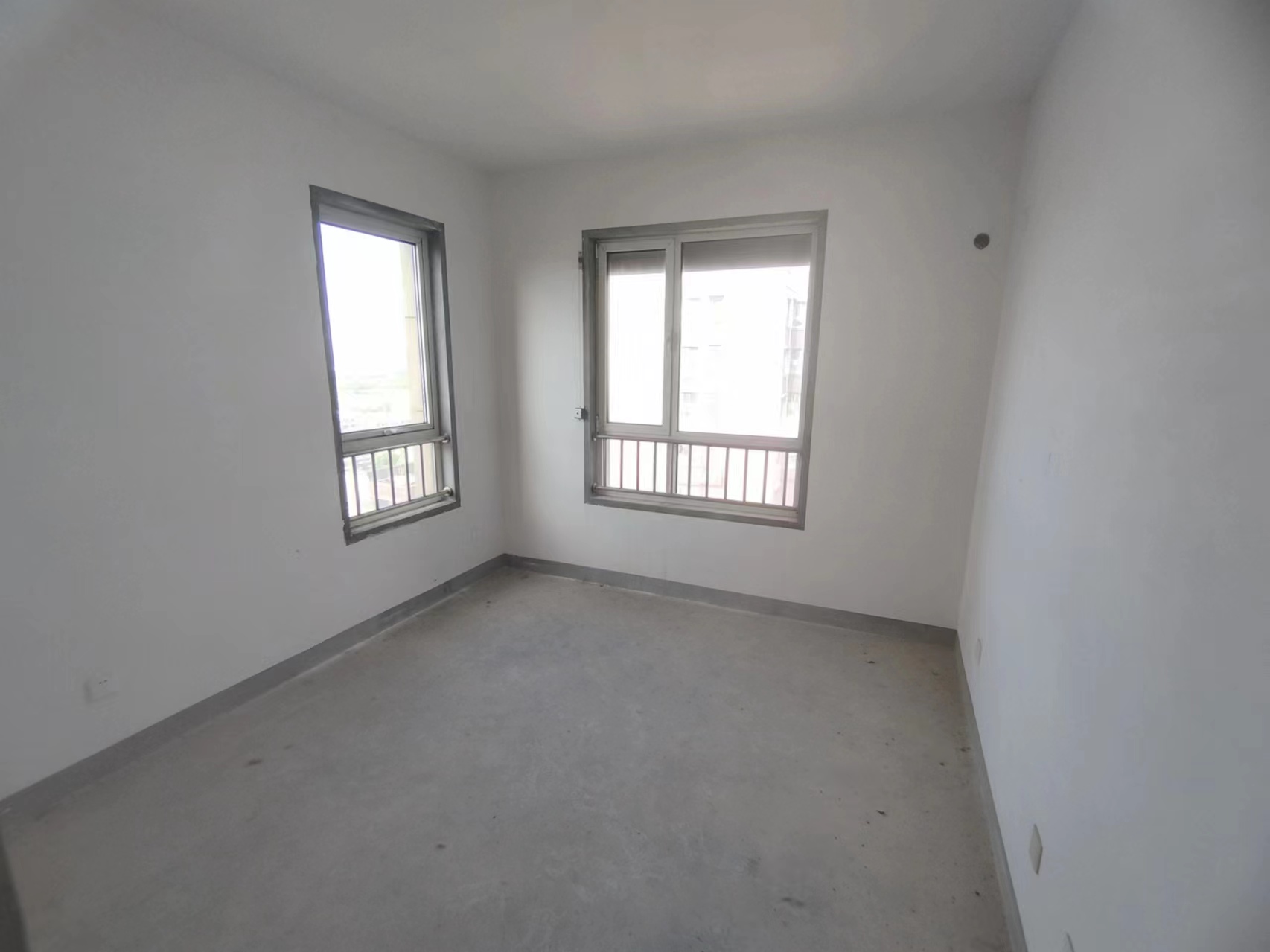 江山鼎 3室2厅2卫 137375.00m&sup2;