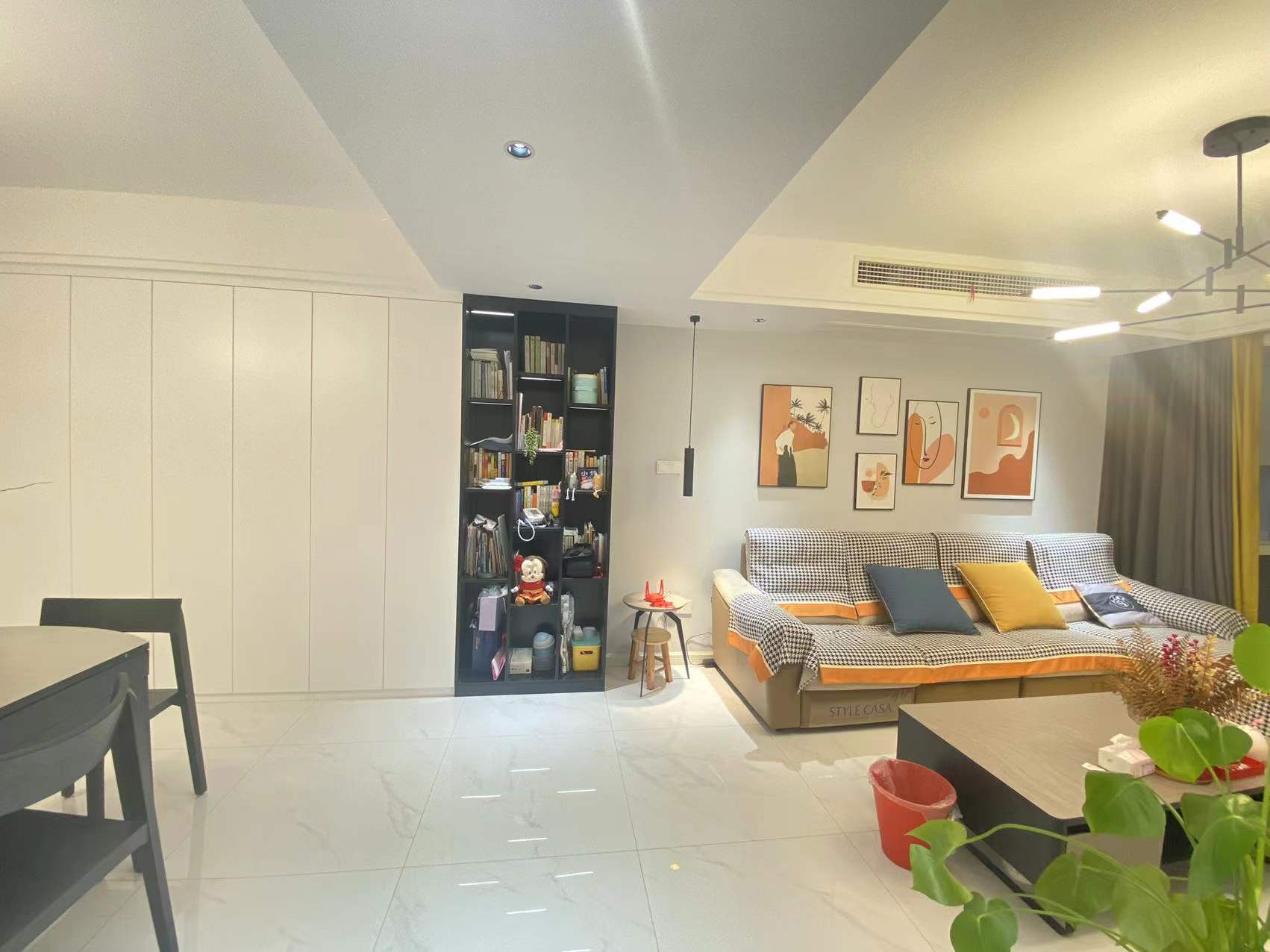 万濠星城 3室2厅1卫 119.32m²