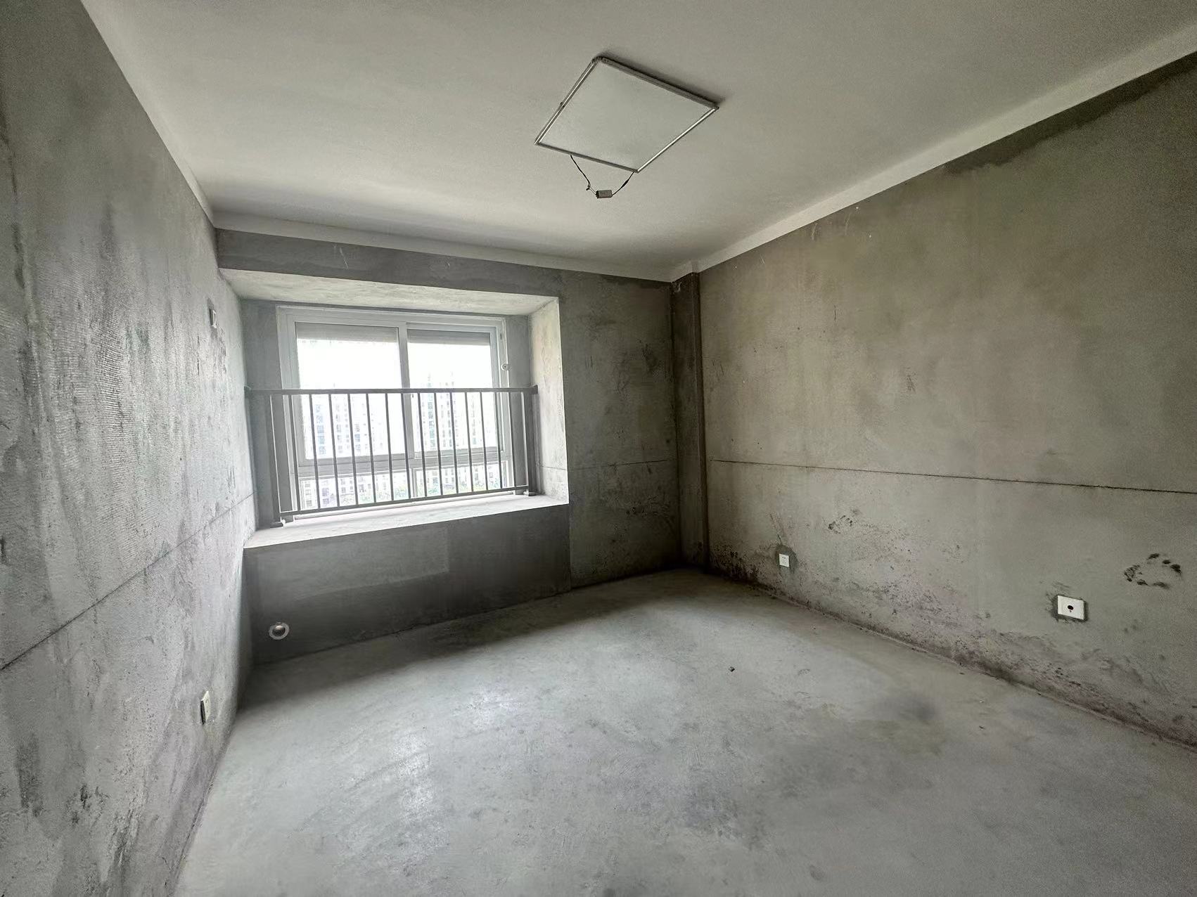 佳源都市 3室2厅2卫 109m&sup2;