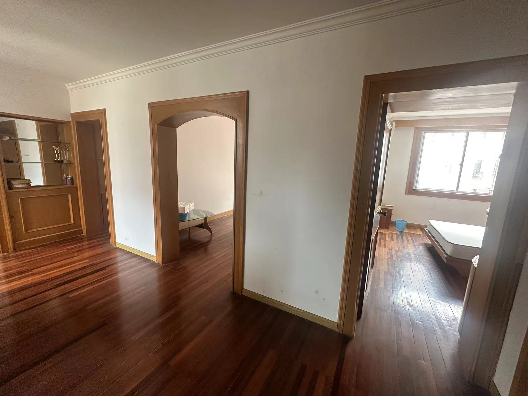 文峰花苑 3室1厅1卫 104.89m²