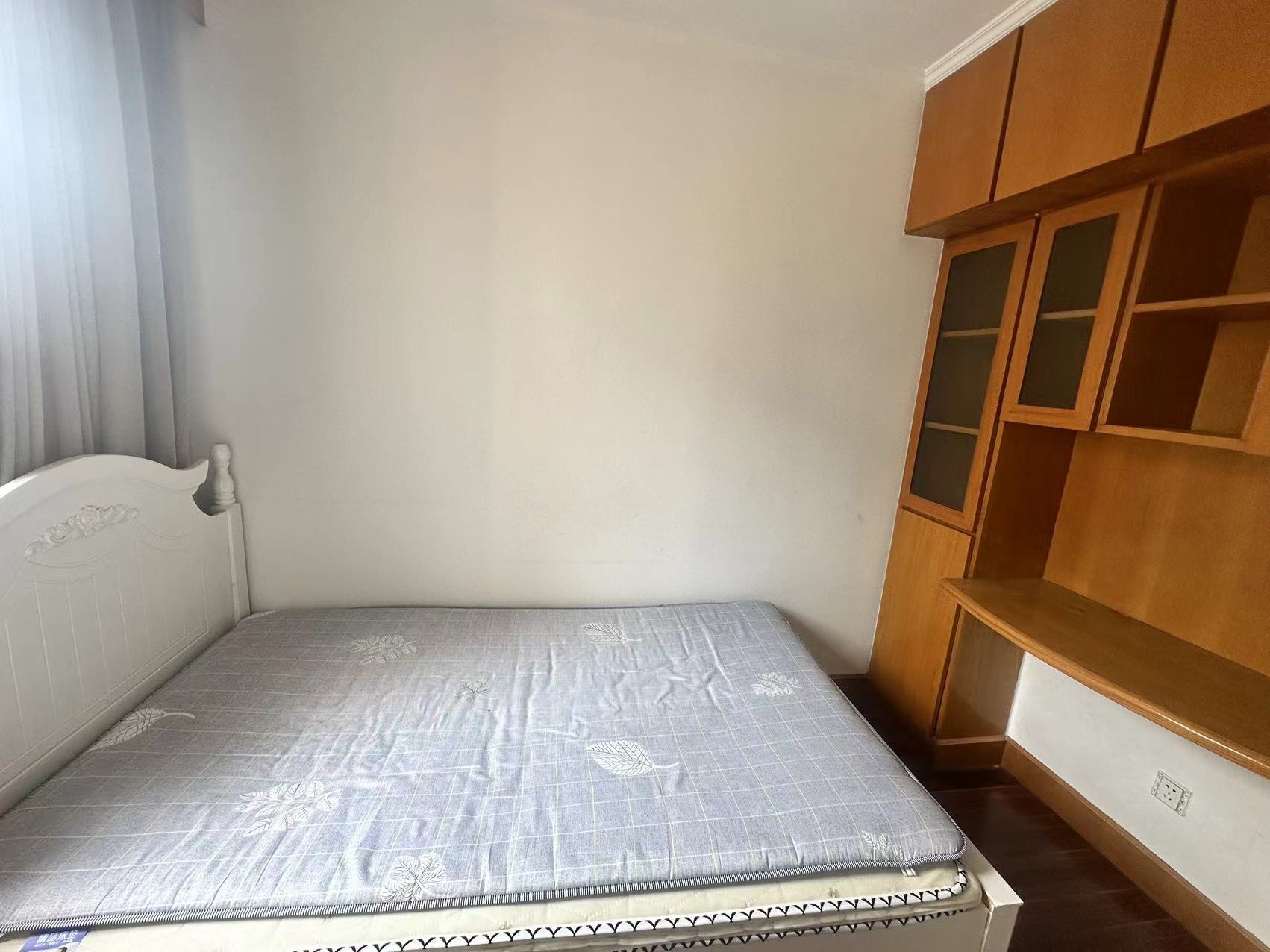 文峰花苑 3室1厅1卫 104.89m&sup2;