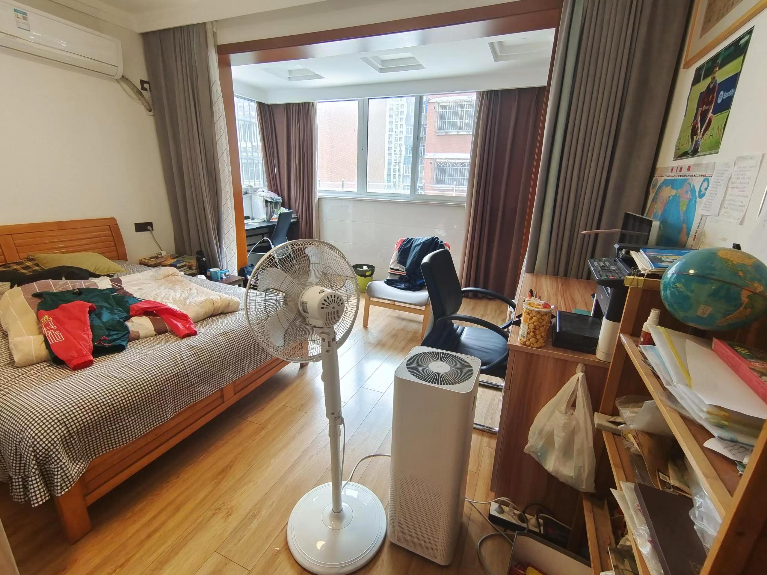 佳成花苑 3室2厅1卫 107.49m&sup2;