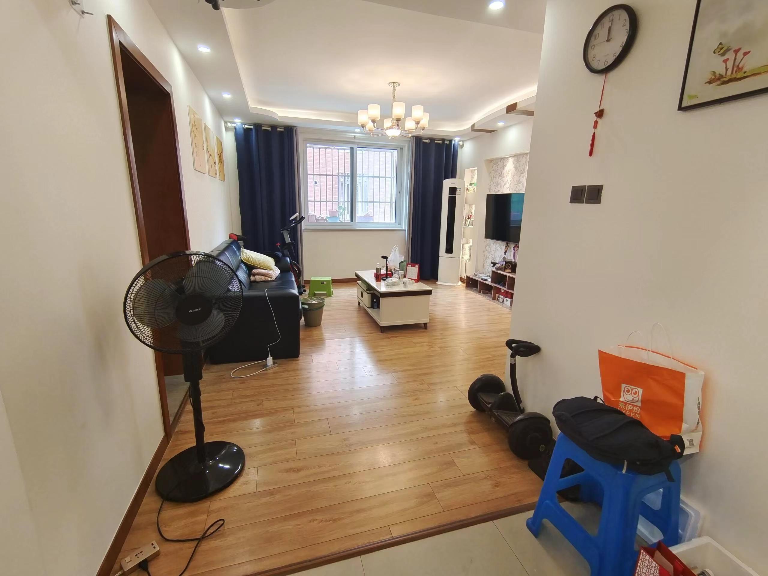 佳成花苑 3室2厅1卫 107.49m&sup2;