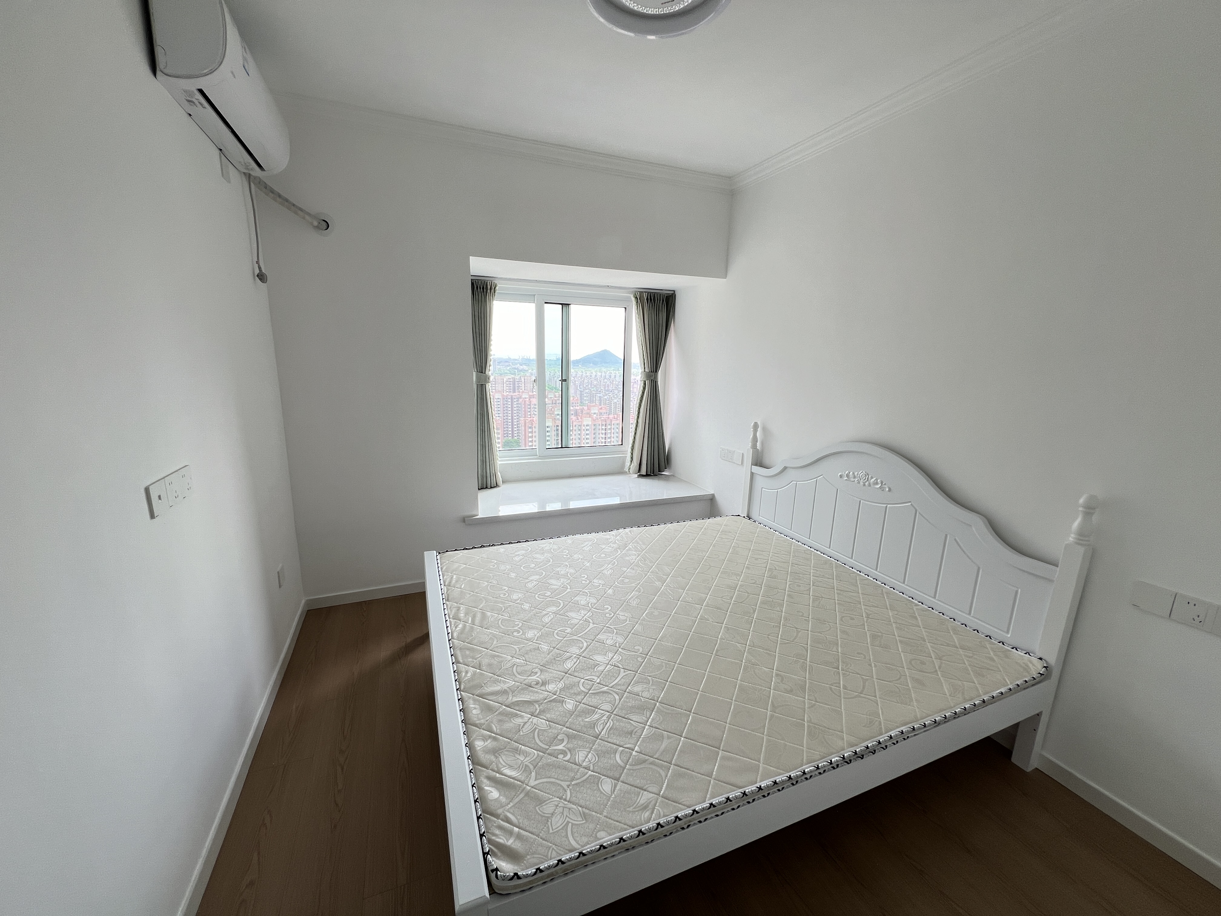 景瑞御府 3室2厅2卫 121m&sup2;