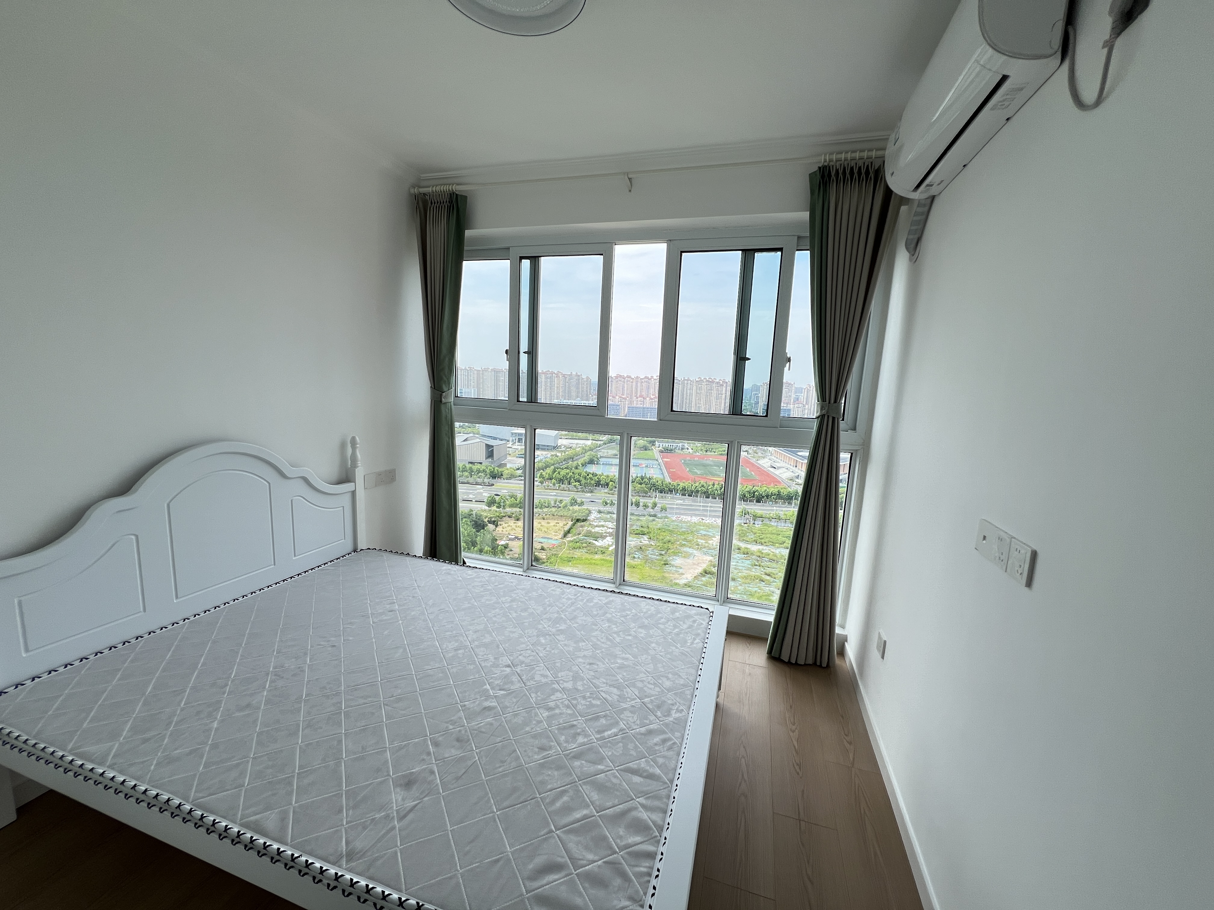 景瑞御府 3室2厅2卫 121m&sup2;