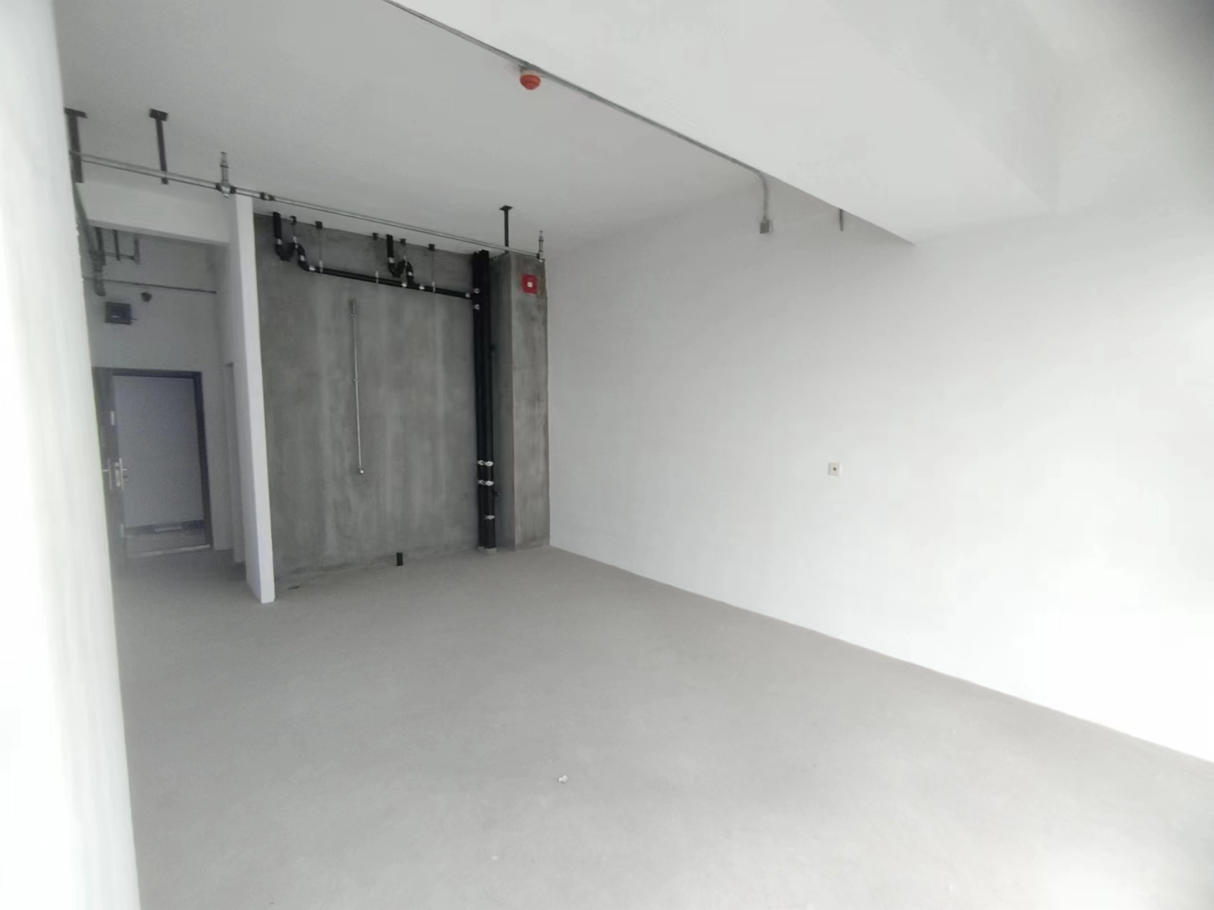 凤凰文化广场 1室1厅1卫 58m&sup2;
