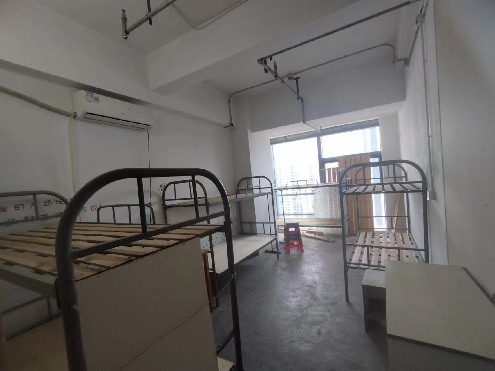 凤凰文化广场 2室1厅1卫 119m&sup2;