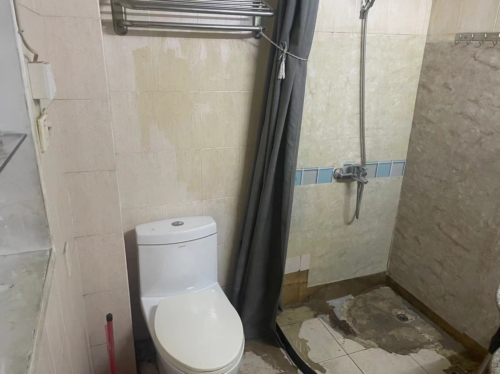 起凤园 3室1厅1卫 79m&sup2;