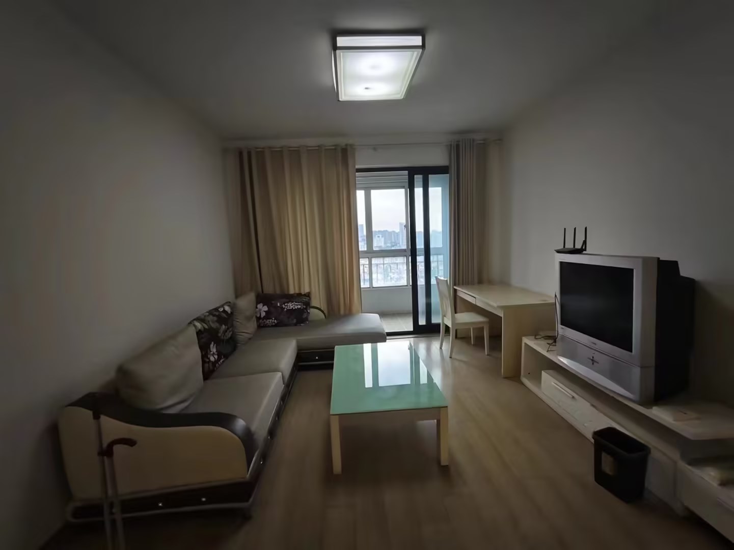 万濠华府 3室2厅1卫 140m²