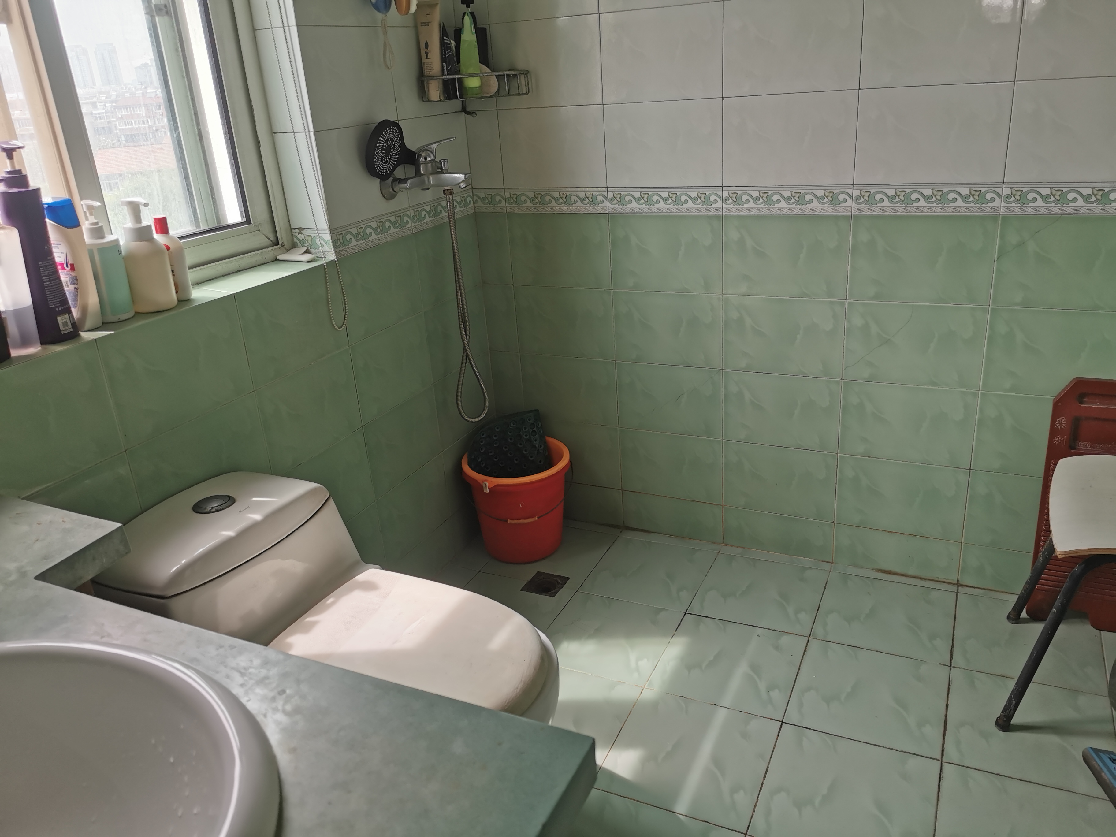 东昇花园 5室3厅3卫 232.91m&sup2;