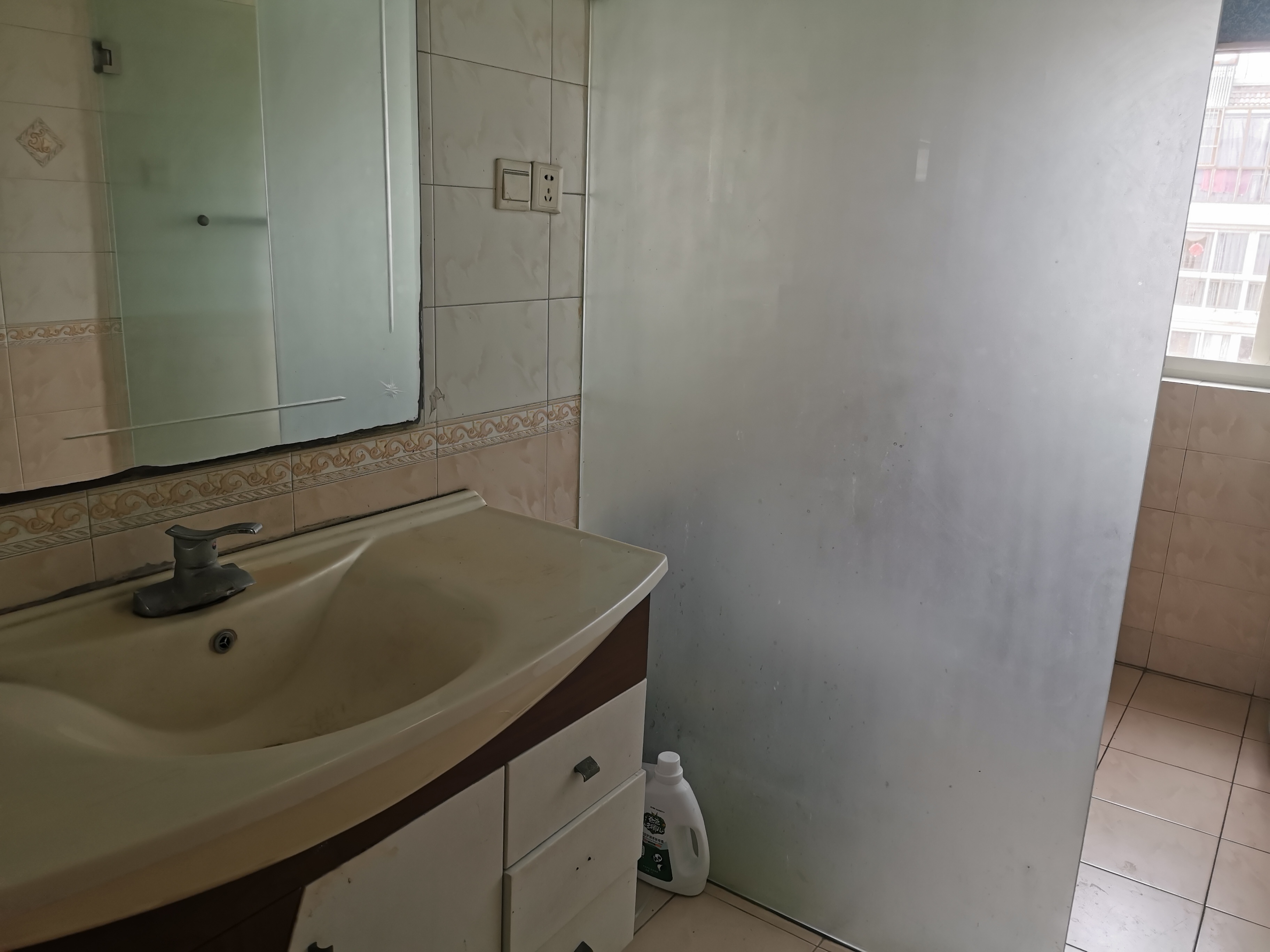 东昇花园 5室3厅3卫 232.91m&sup2;