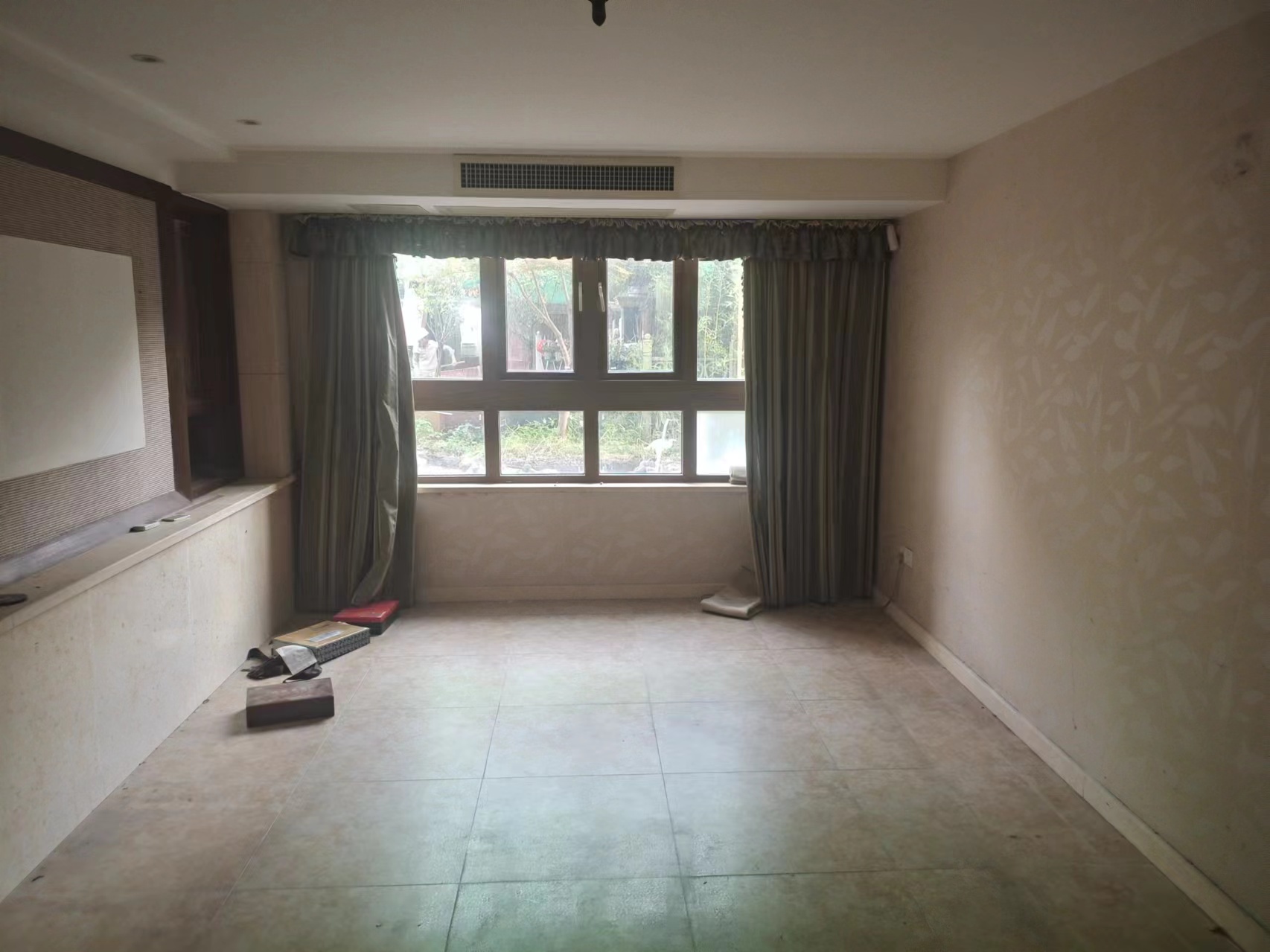 濠滨花园 7室2厅4卫 318.68m²