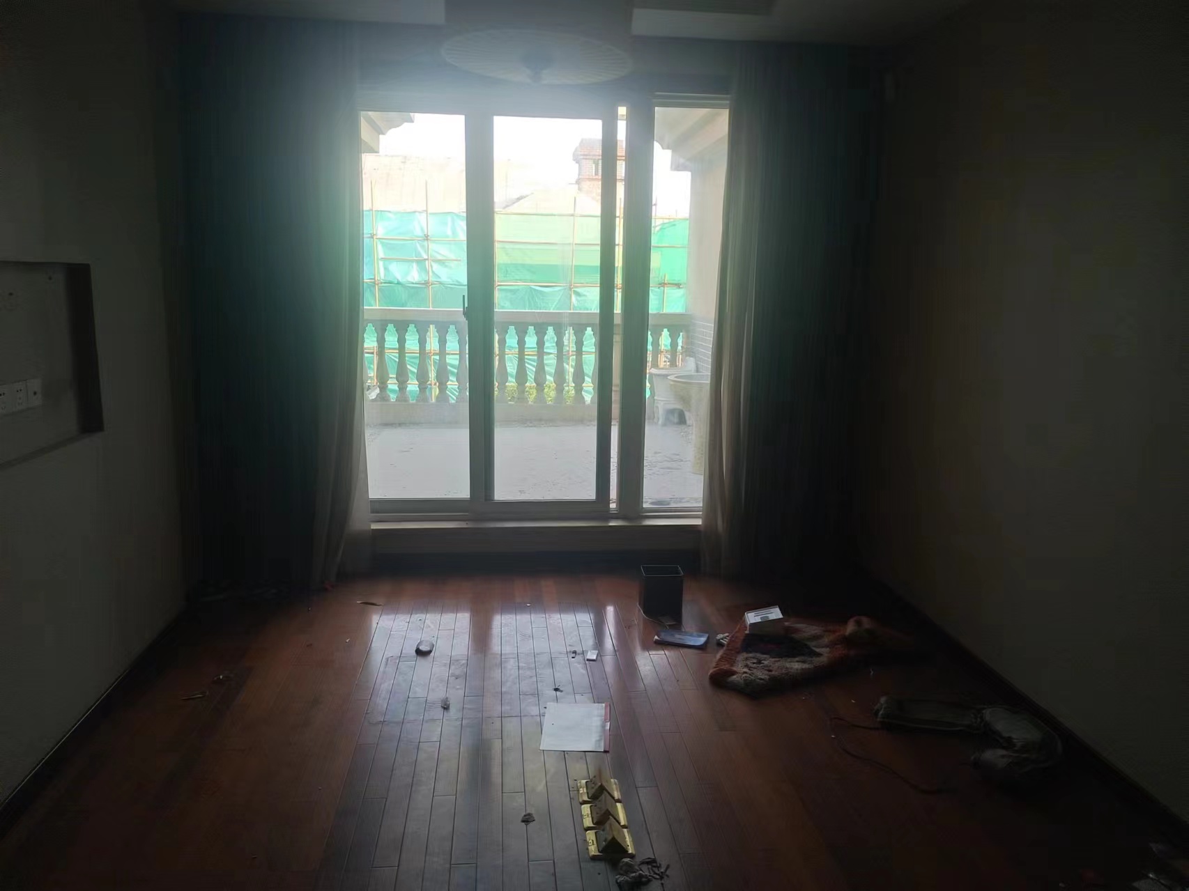 濠滨花园 7室2厅4卫 318.68m&sup2;