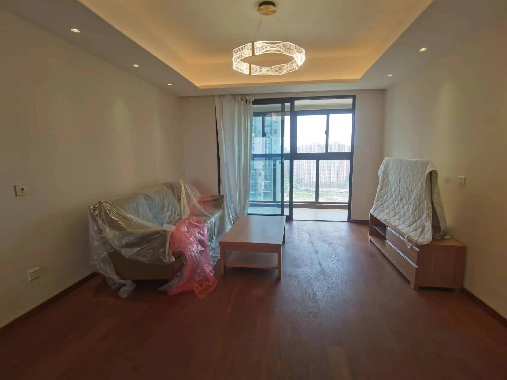 南通和风雅颂 4室2厅2卫 142m&sup2;