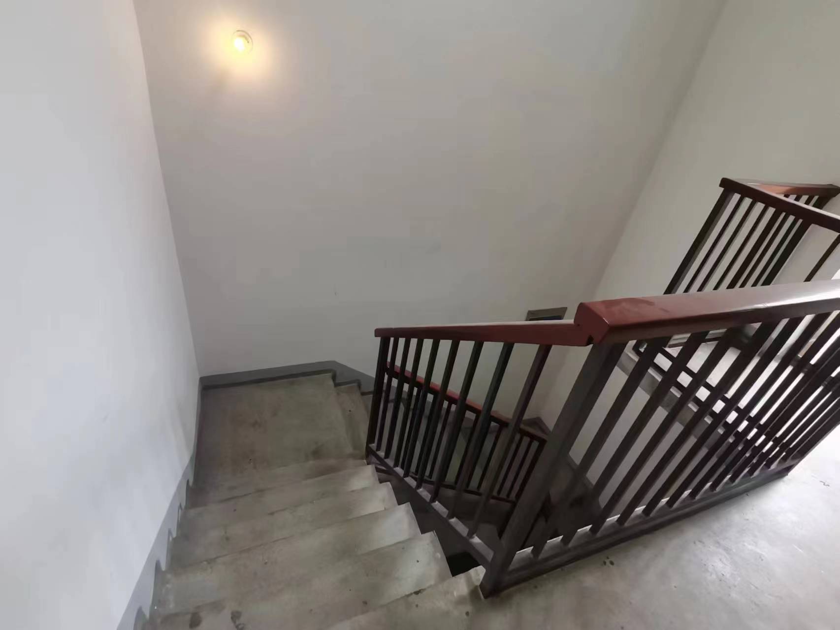 紫琅上郡 4室2厅4卫 251.00m²