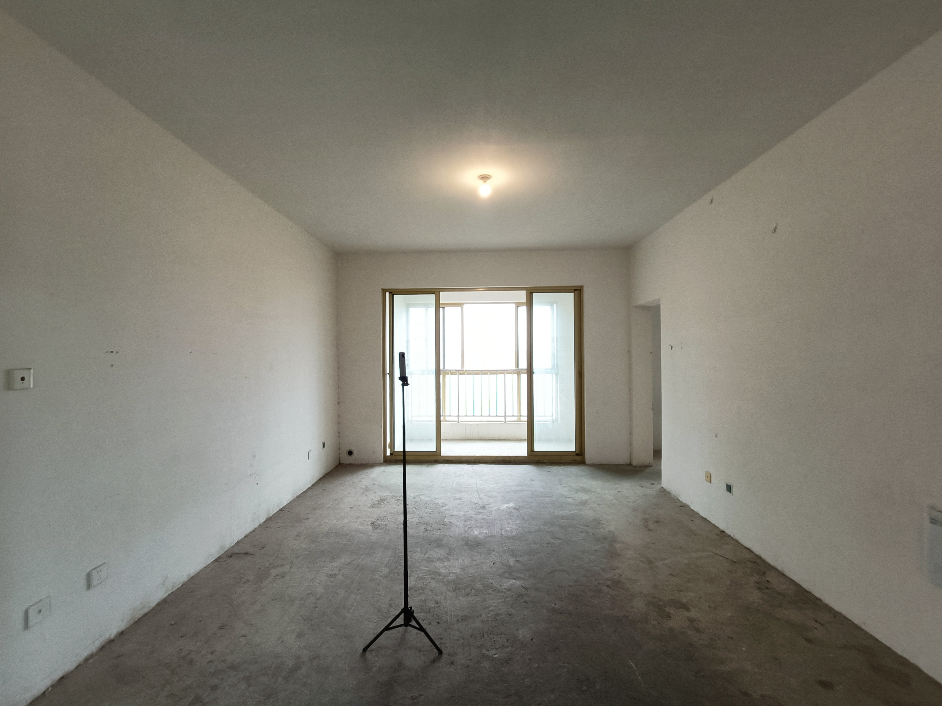 尚海湾 3室2厅1卫 125m²