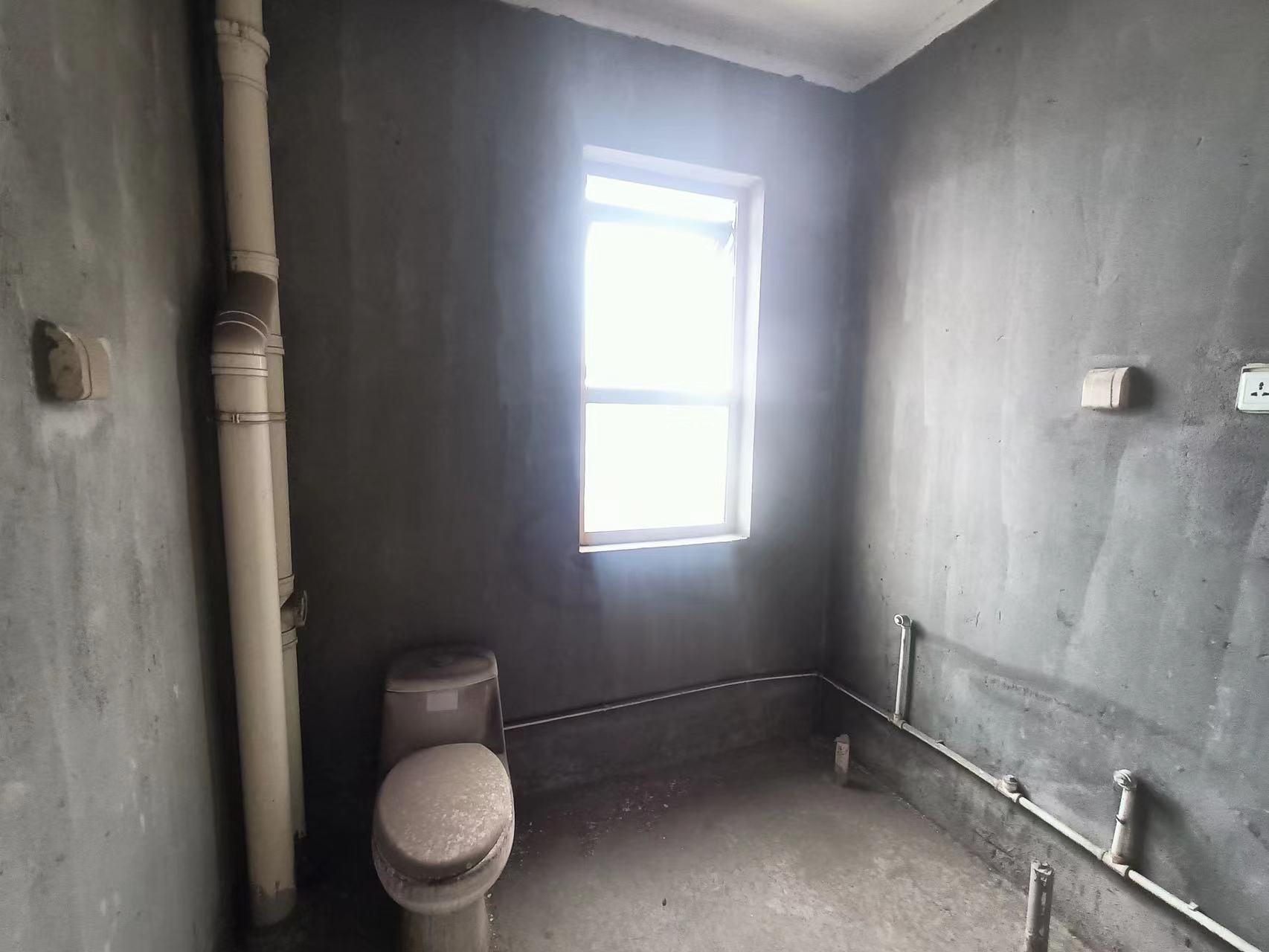尚海湾 3室2厅1卫 125m&sup2;