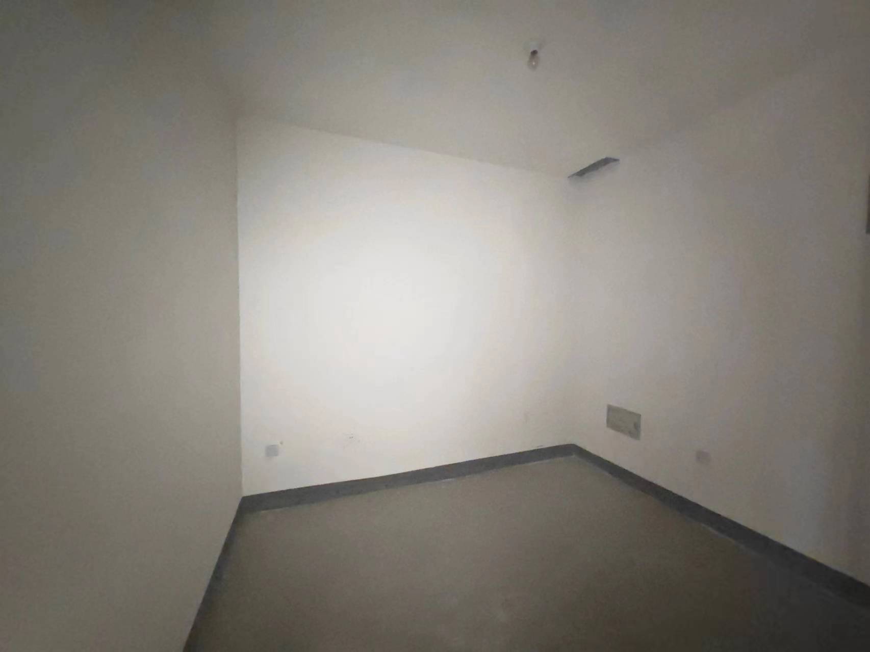 山水壹号 4室3厅3卫 355.63m&sup2;