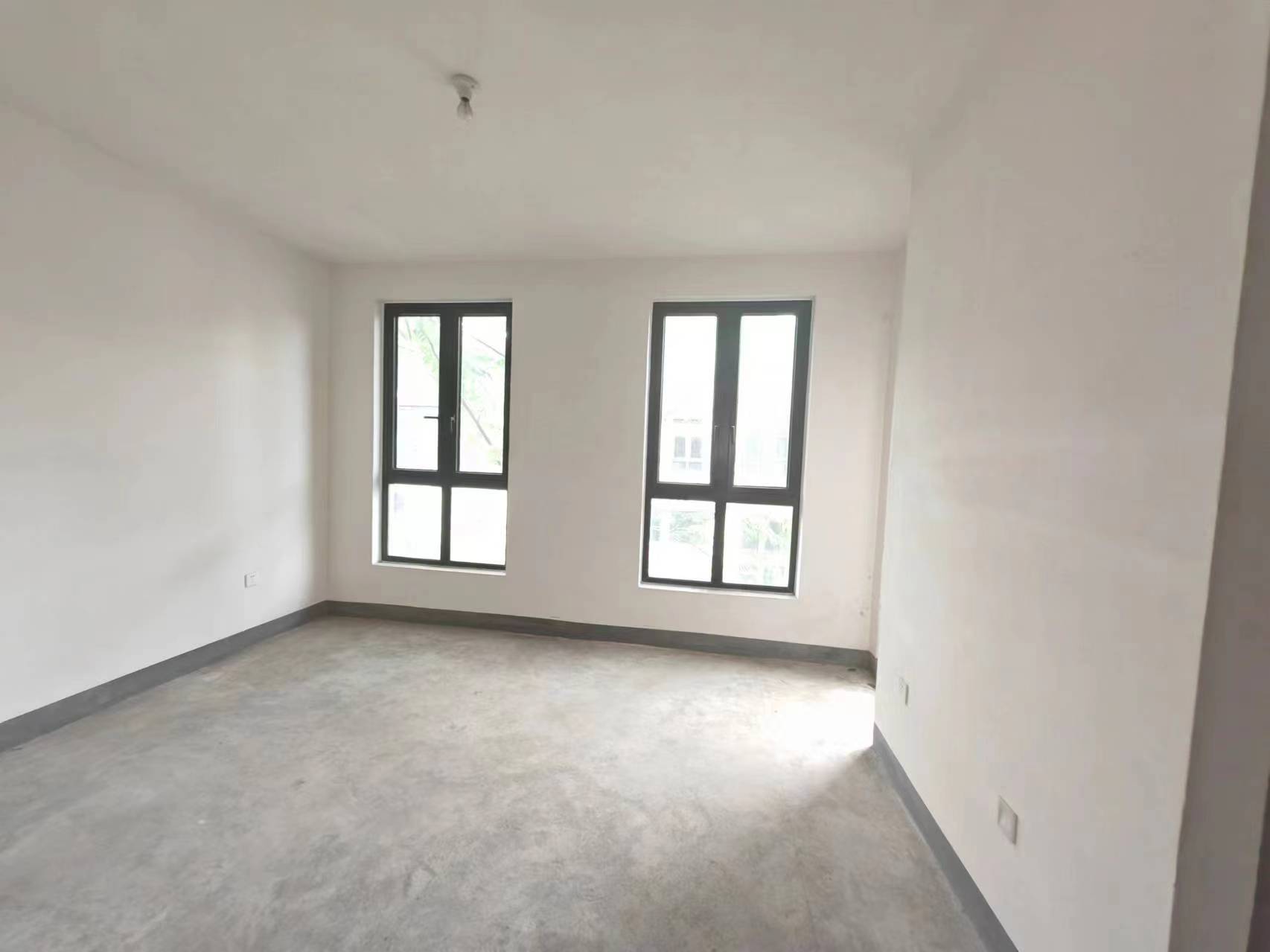 山水壹号 4室3厅3卫 355.63m&sup2;