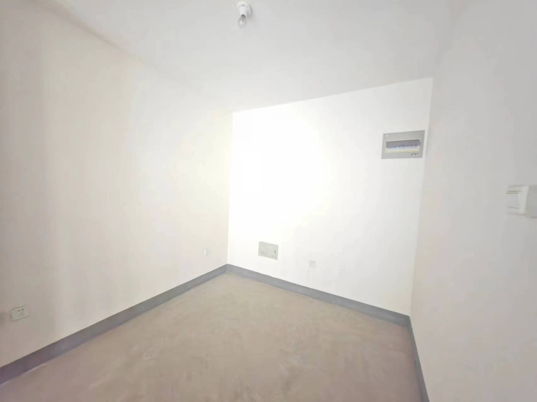 山水壹号 4室3厅3卫 355.63m&sup2;