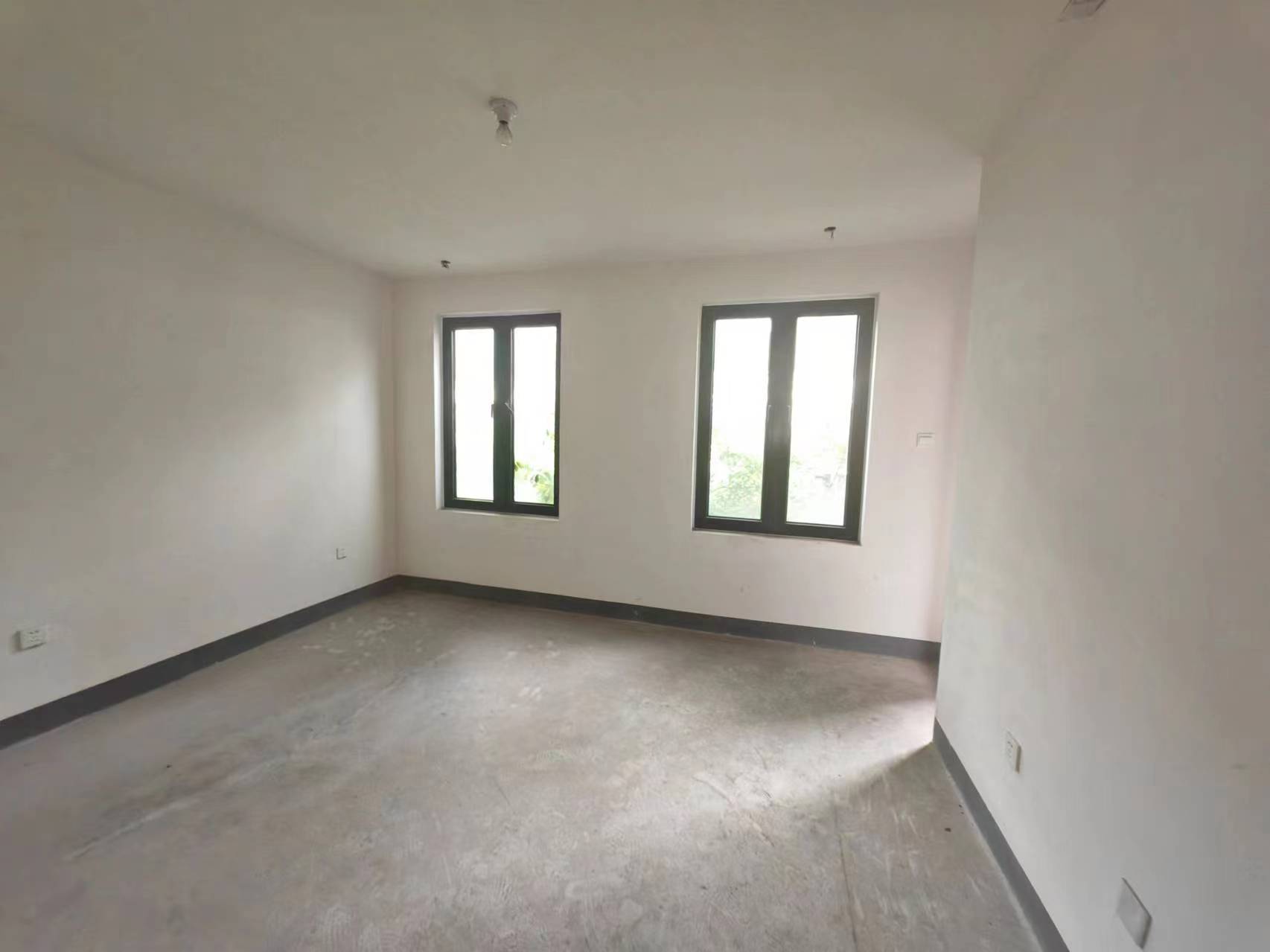 山水壹号 4室3厅3卫 355.63m&sup2;