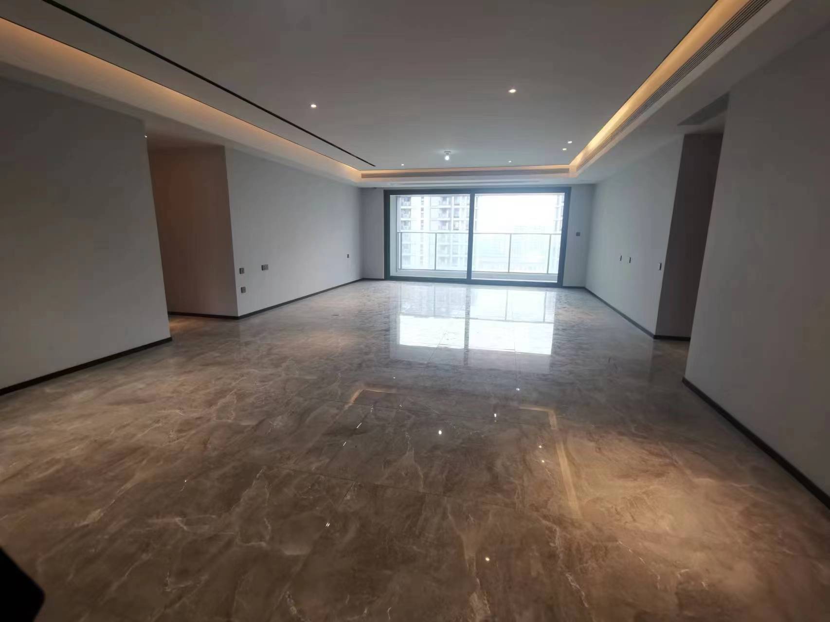 万科方圆 4室2厅3卫 230m²