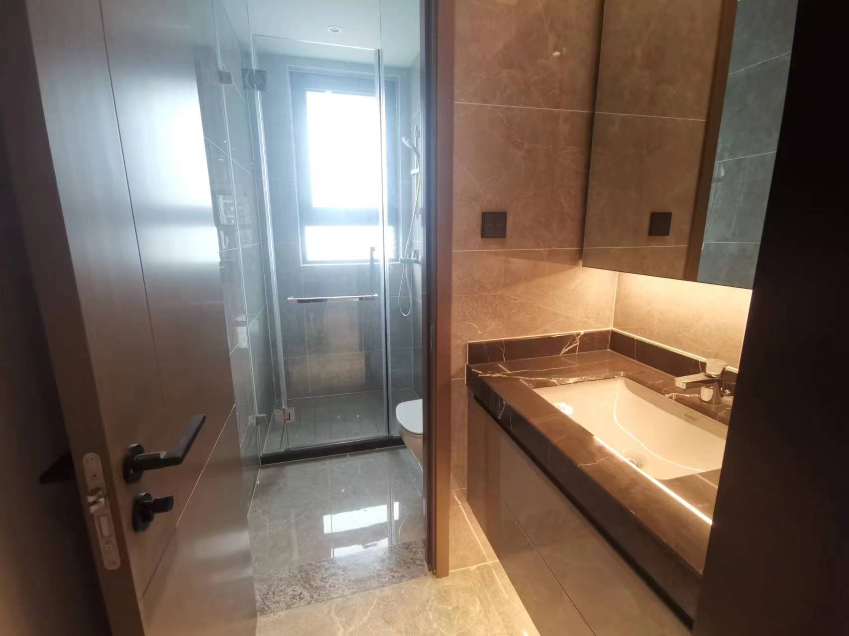万科方圆 4室2厅3卫 230m²