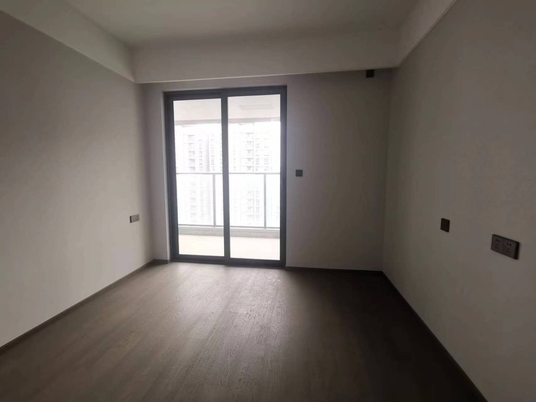 万科方圆 4室2厅3卫 230m²