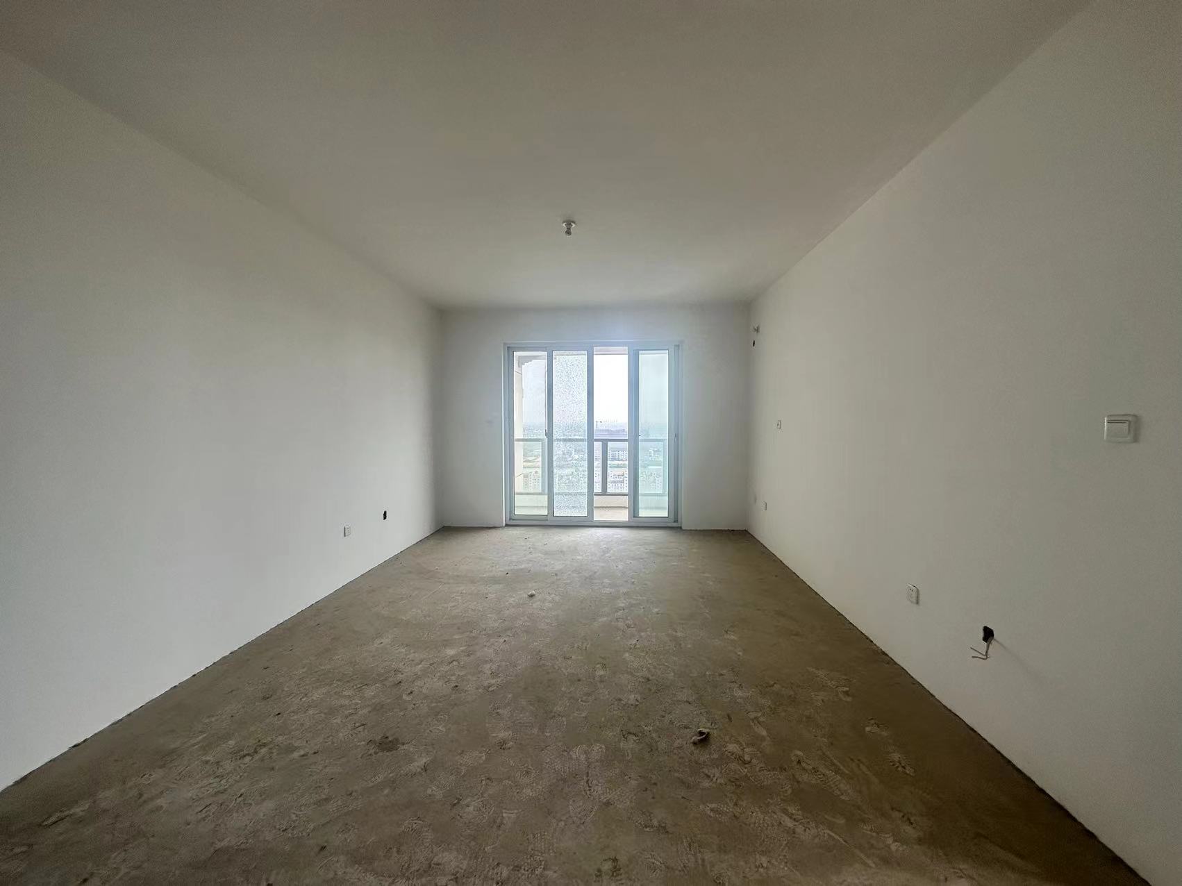 湖滨华庭 3室2厅2卫 208.00m²