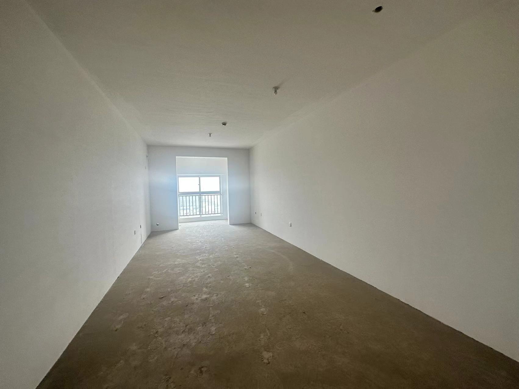湖滨华庭 3室2厅2卫 208.00m&sup2;