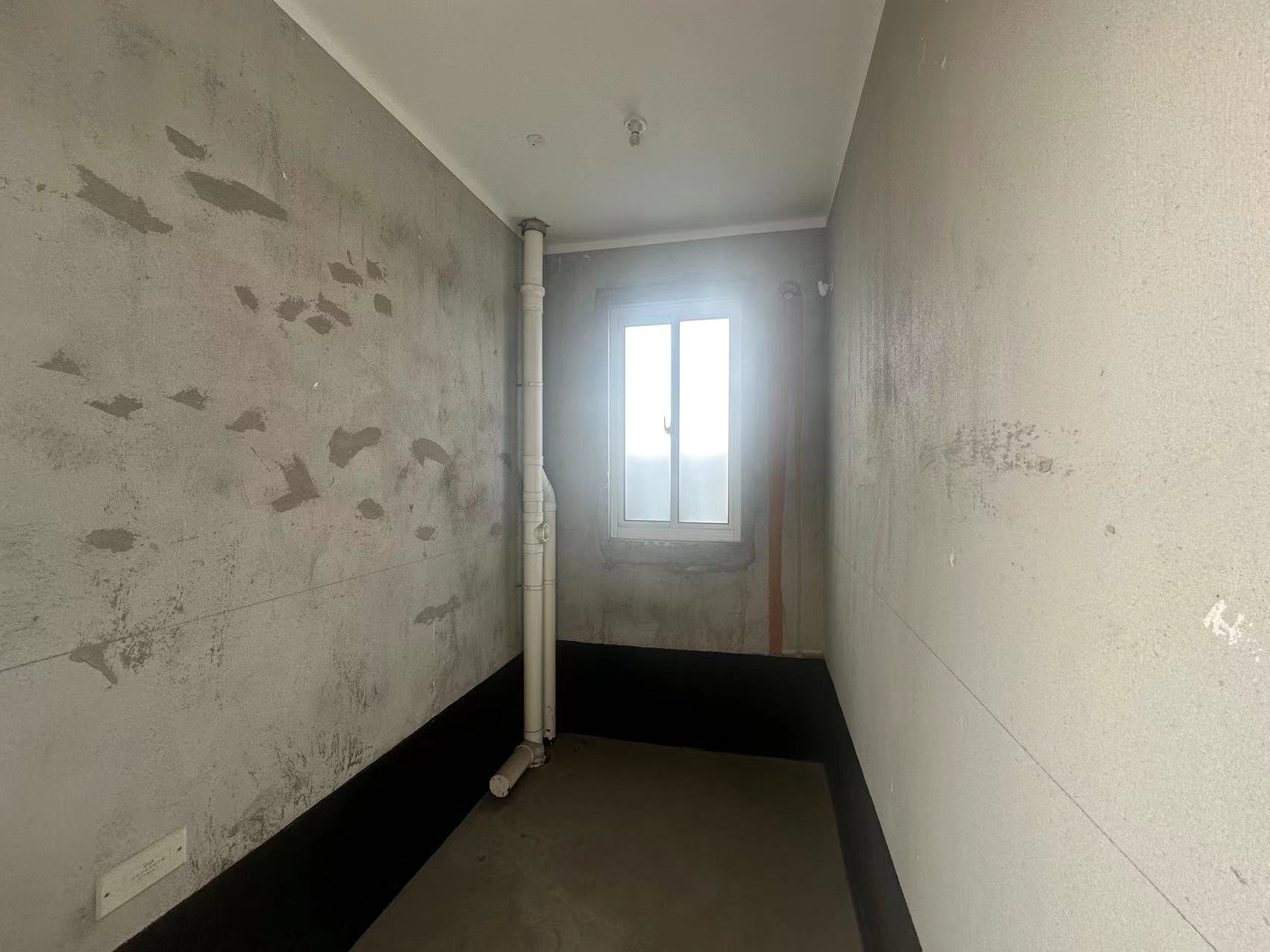 湖滨华庭 3室2厅2卫 208.00m&sup2;