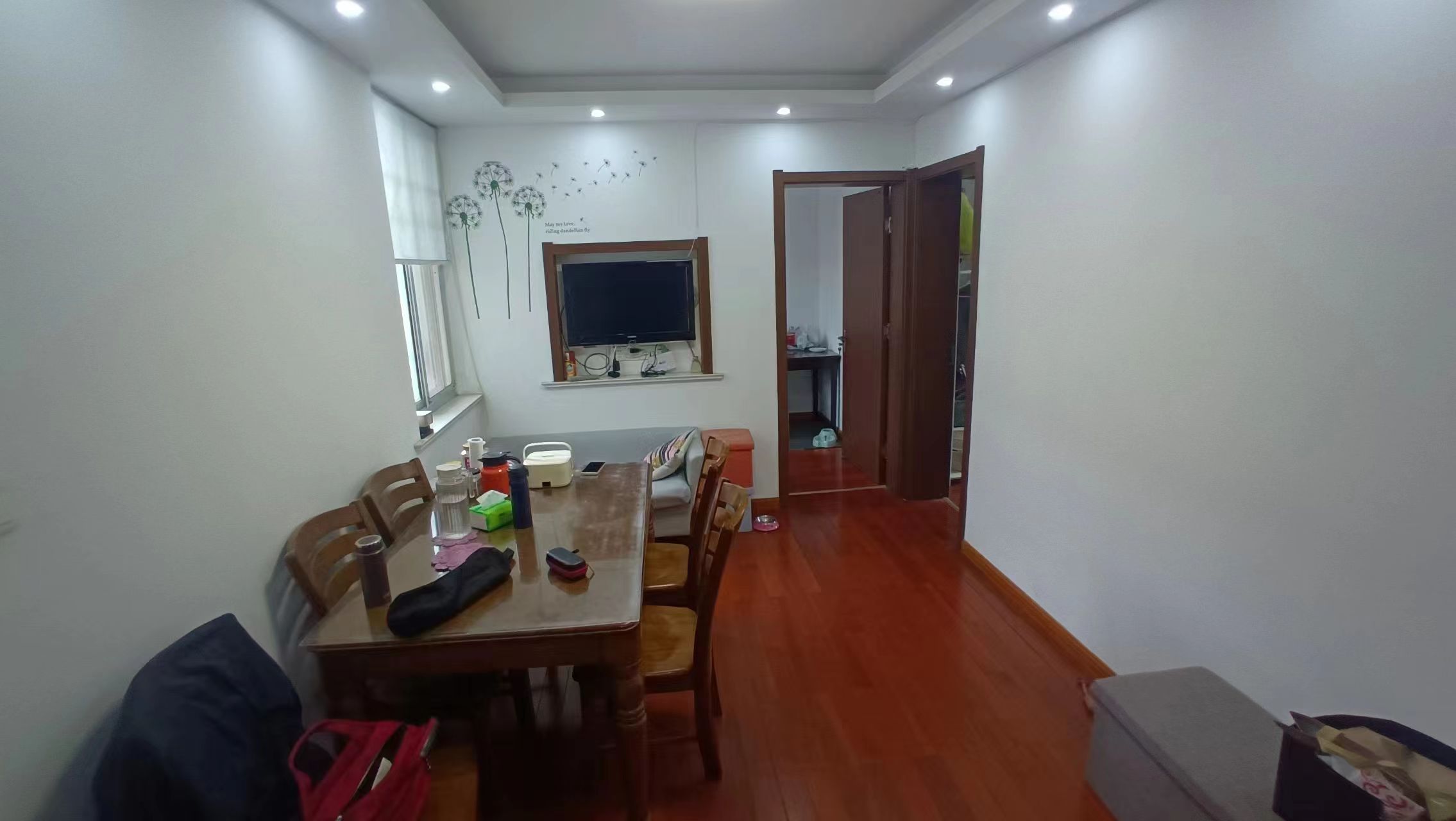 光明东村二期 3室1厅1卫 72.57m²
