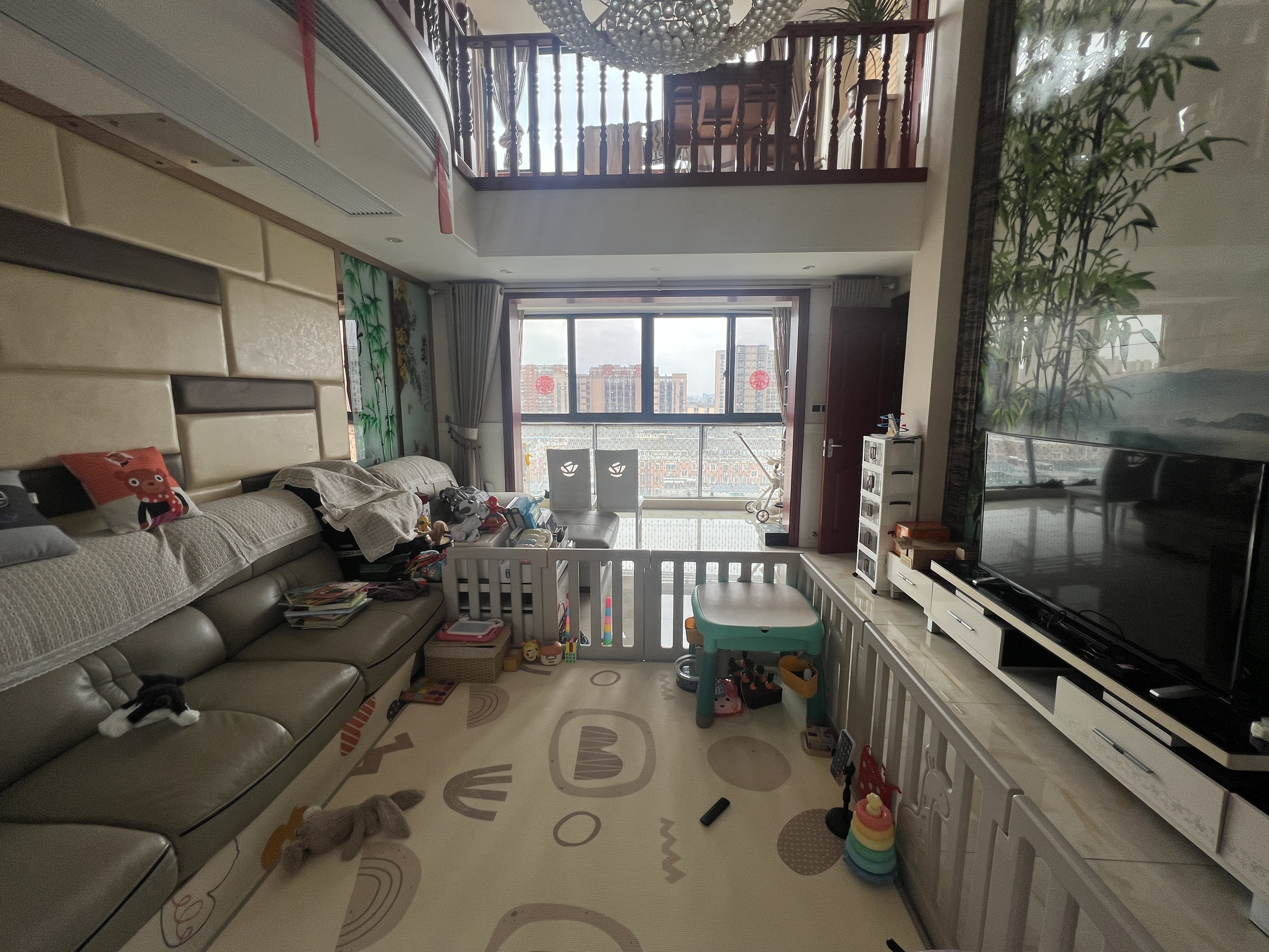 金桥人家 4室2厅2卫 140m&sup2;