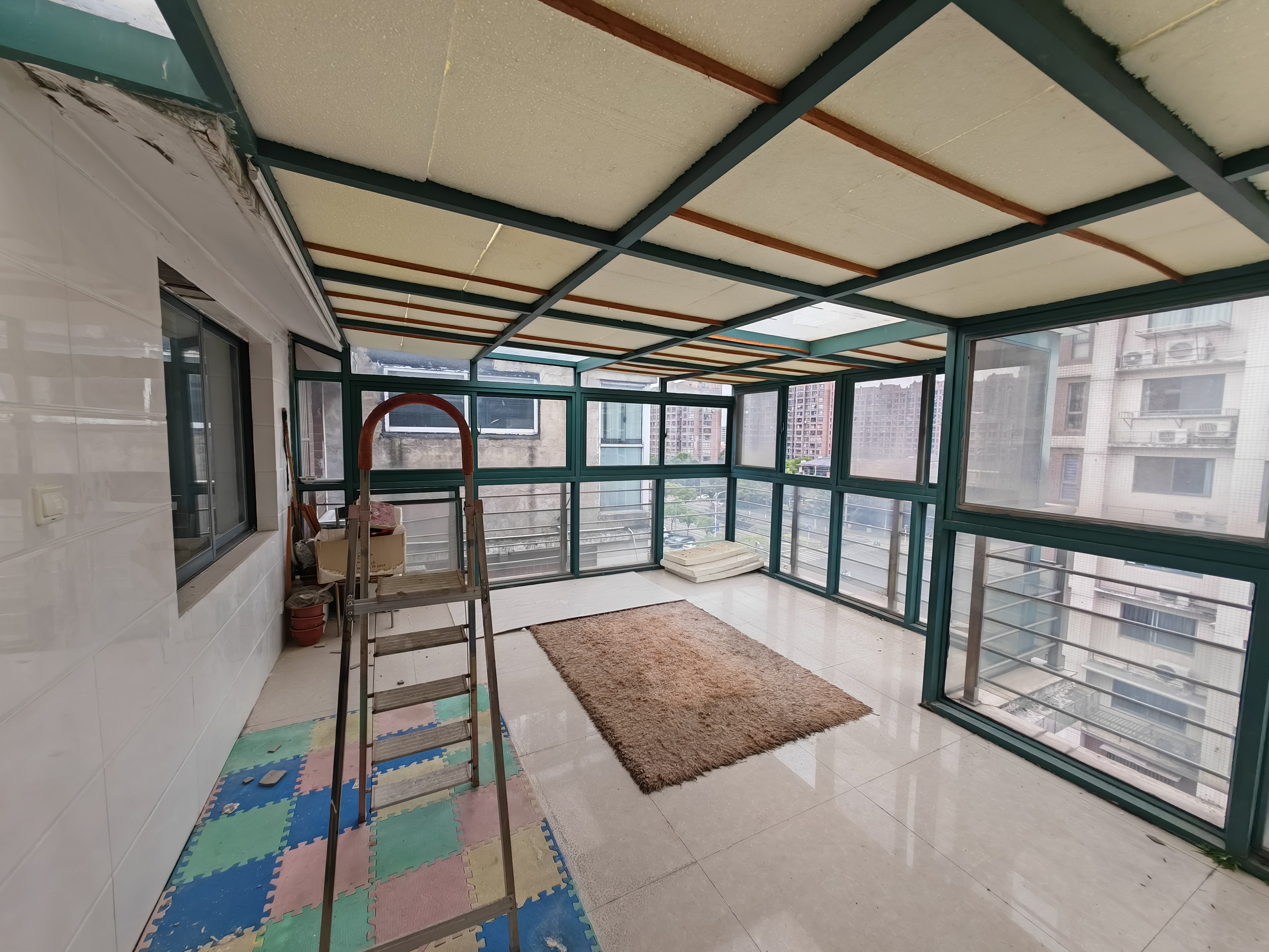 金桥人家 5室2厅2卫 144m&sup2;