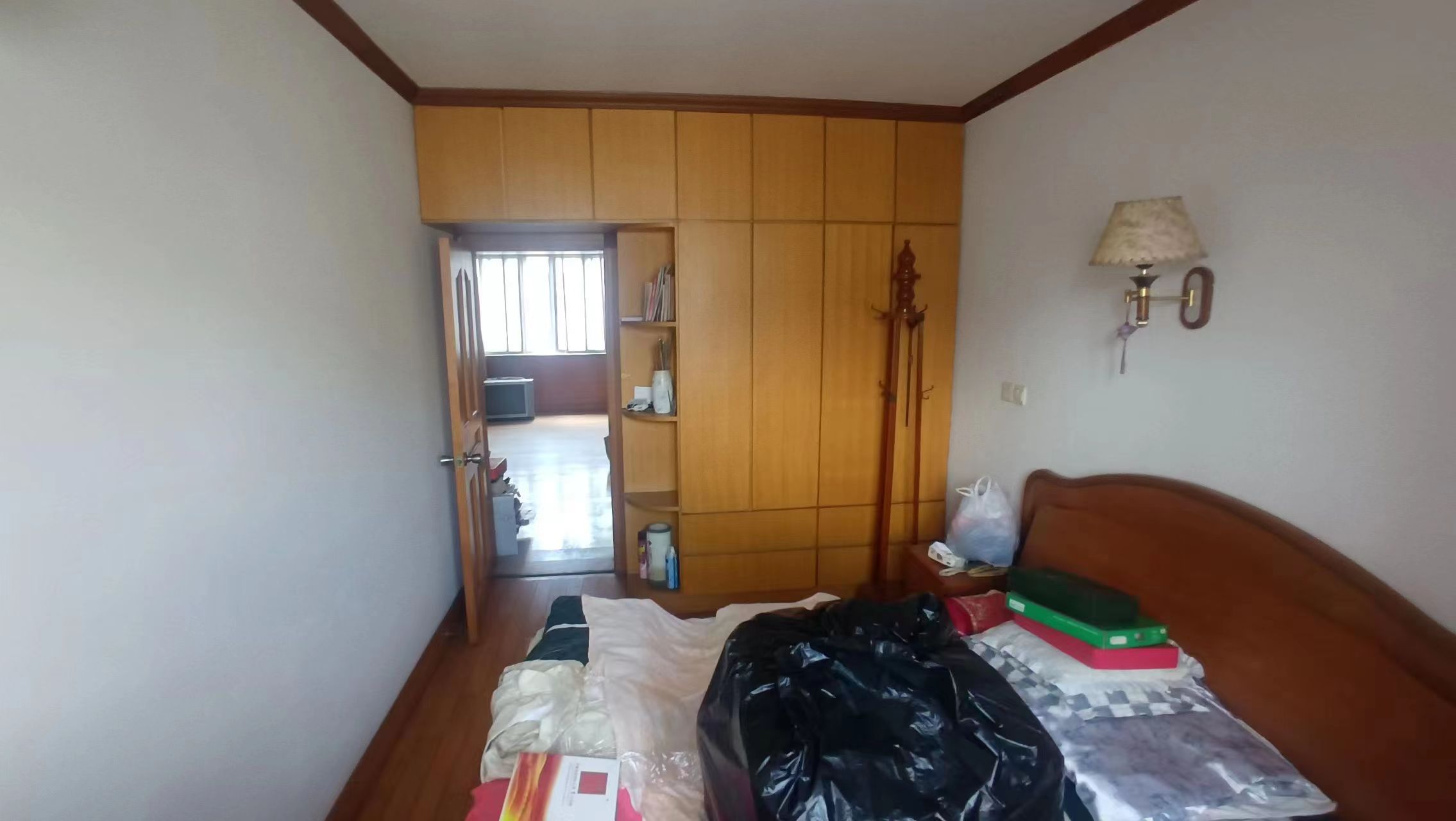 光明东村 3室2厅1卫 118m&sup2;