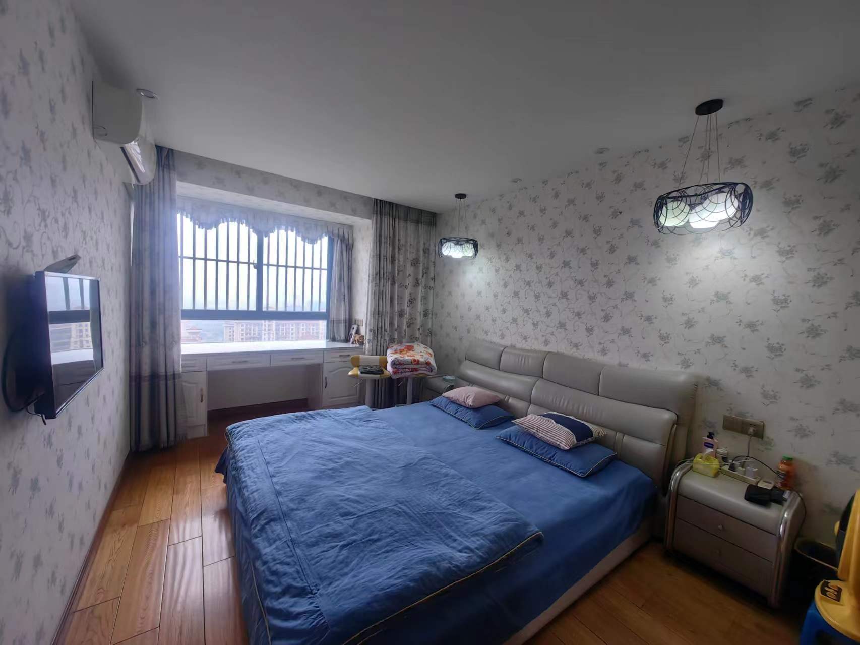 冠城大通棕榈湾 3室2厅1卫 120.94m&sup2;