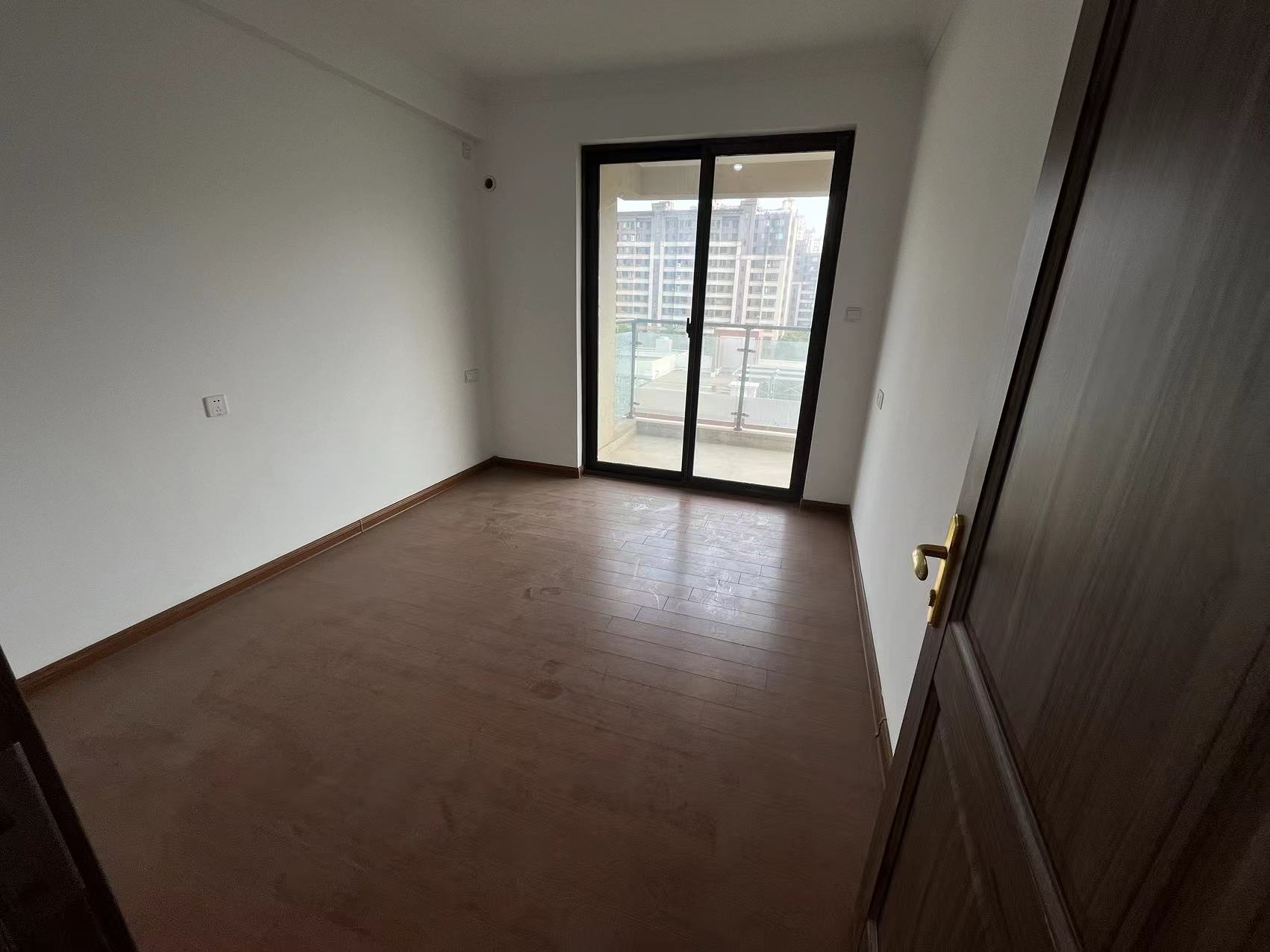 南通碧桂园翡翠华府 4室2厅2卫 143m&sup2;